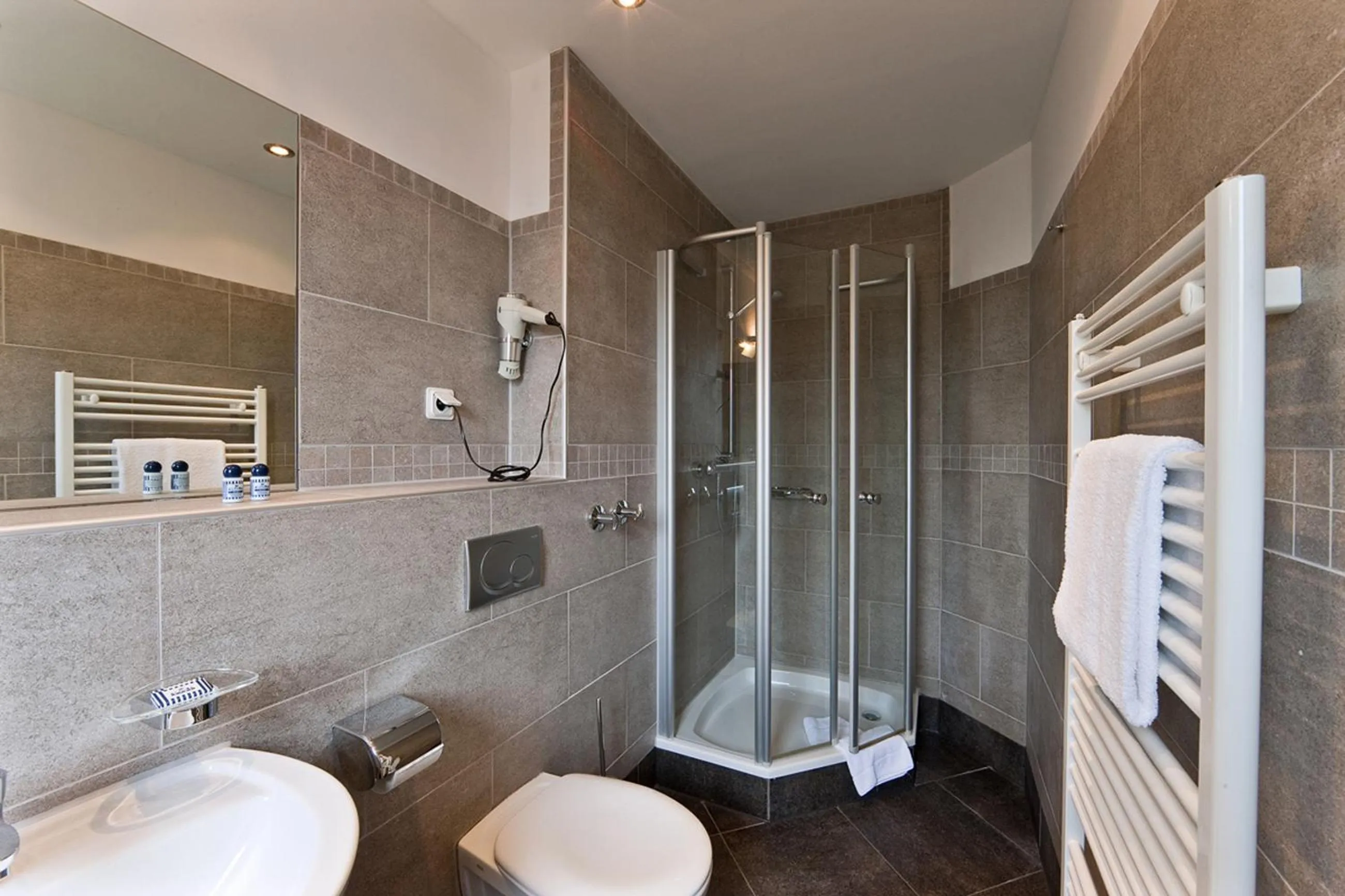 Bathroom in Hotel Friederike