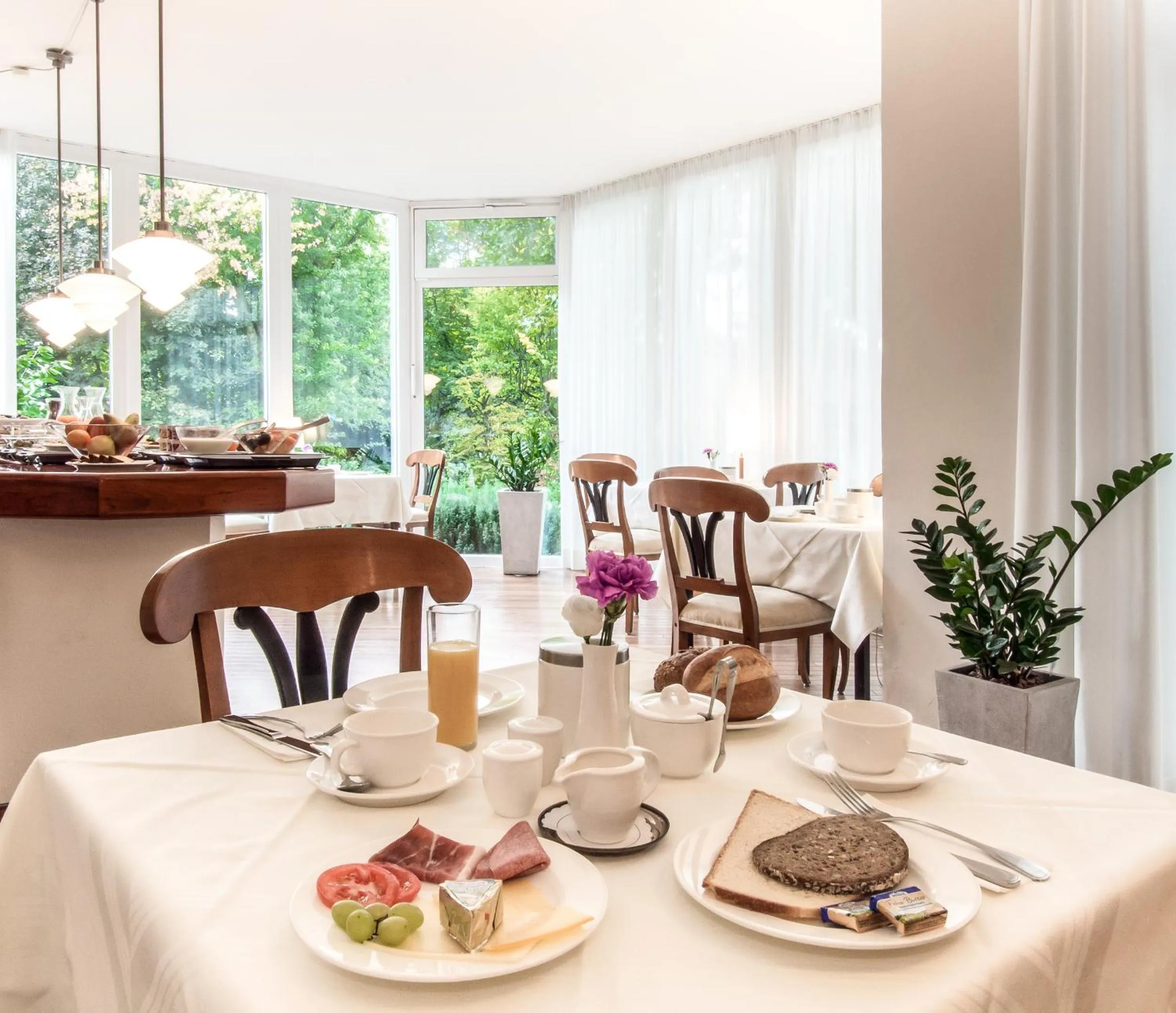 Buffet breakfast in Hotel Friederike