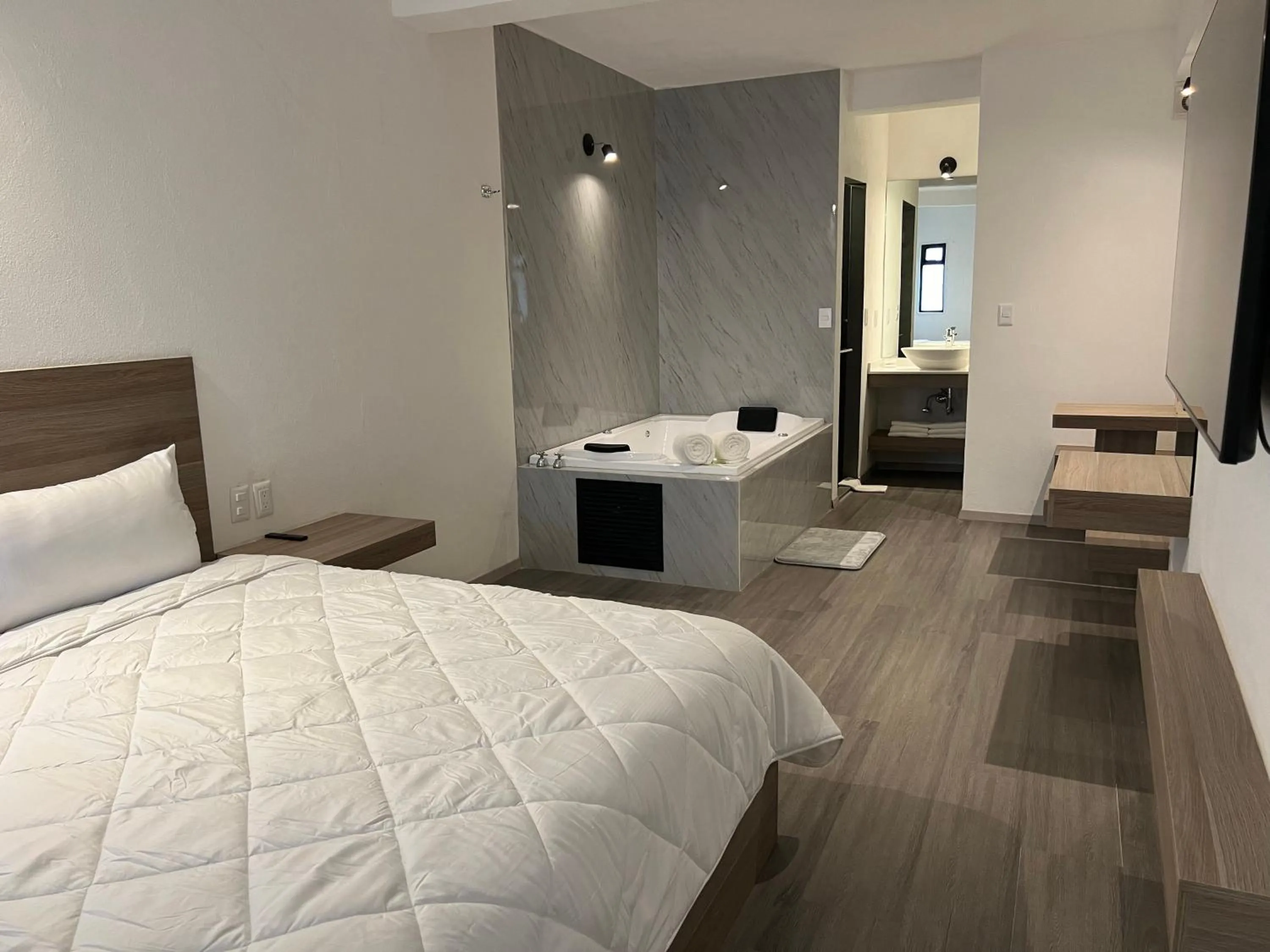 Bed in Hotel Blanco Pachuca