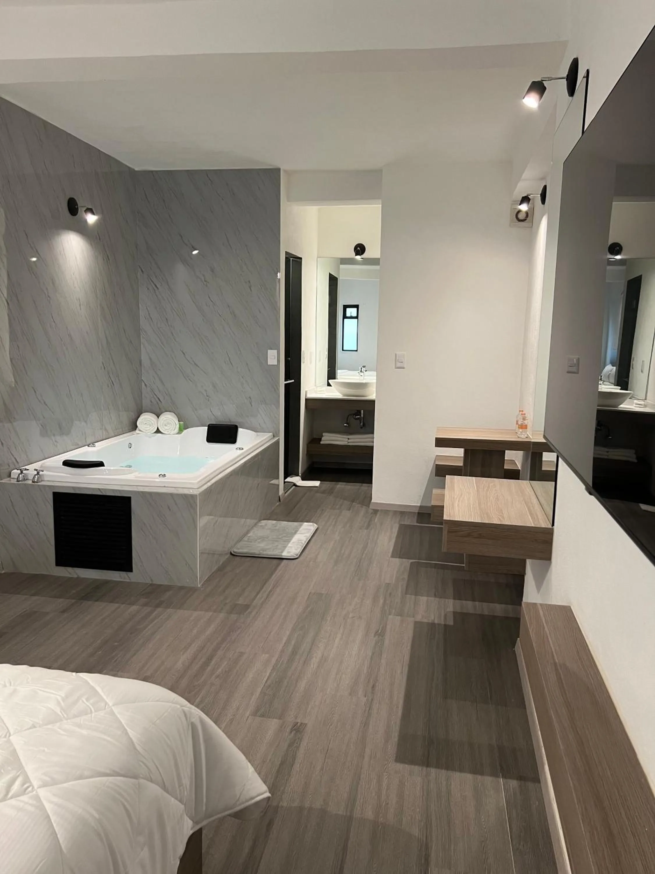 Bed in Hotel Blanco Pachuca