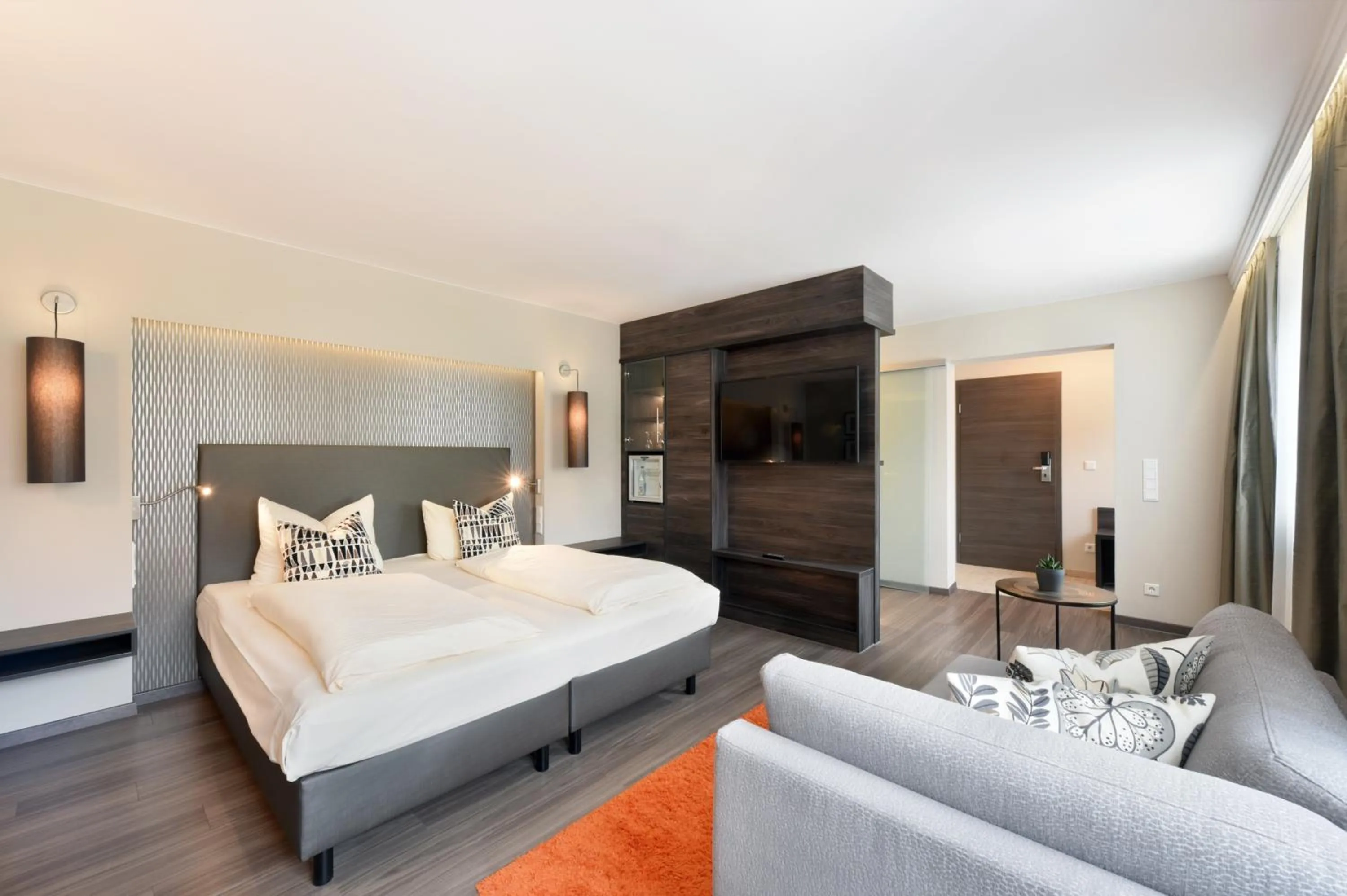 Photo of the whole room, Bed in Hotel Säntis