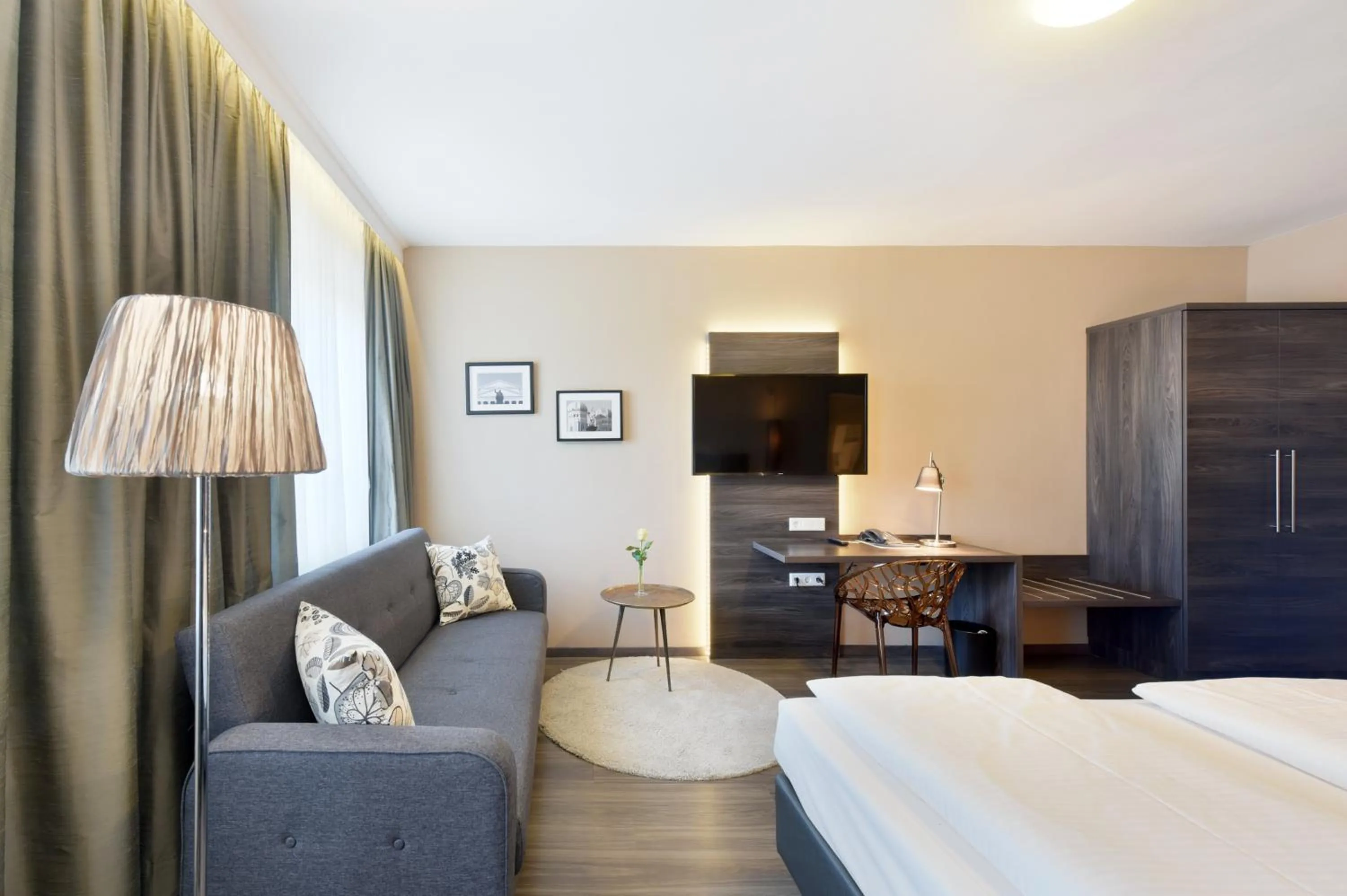 Photo of the whole room, Bed in Hotel Säntis