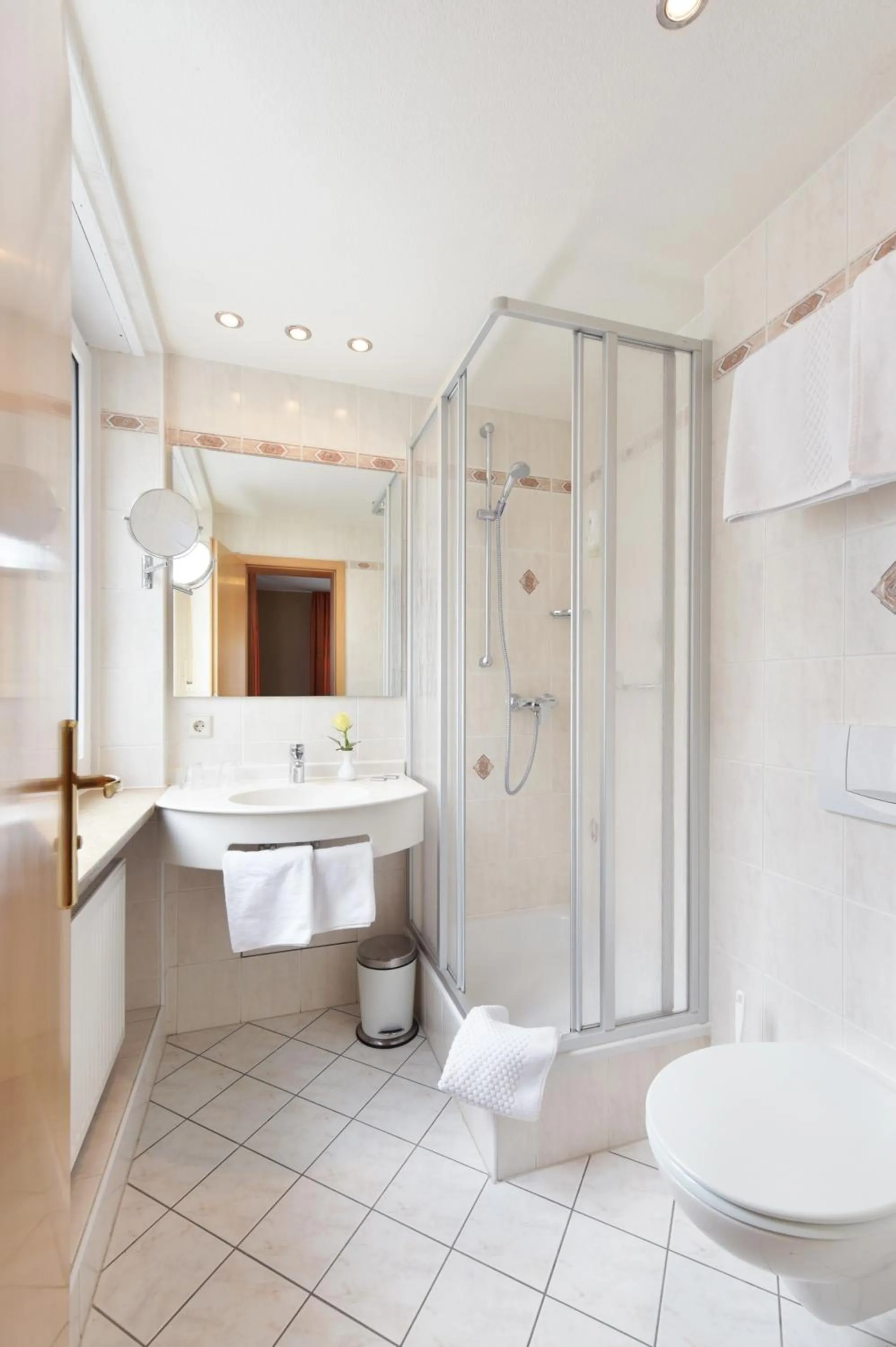 Bathroom in Hotel Säntis