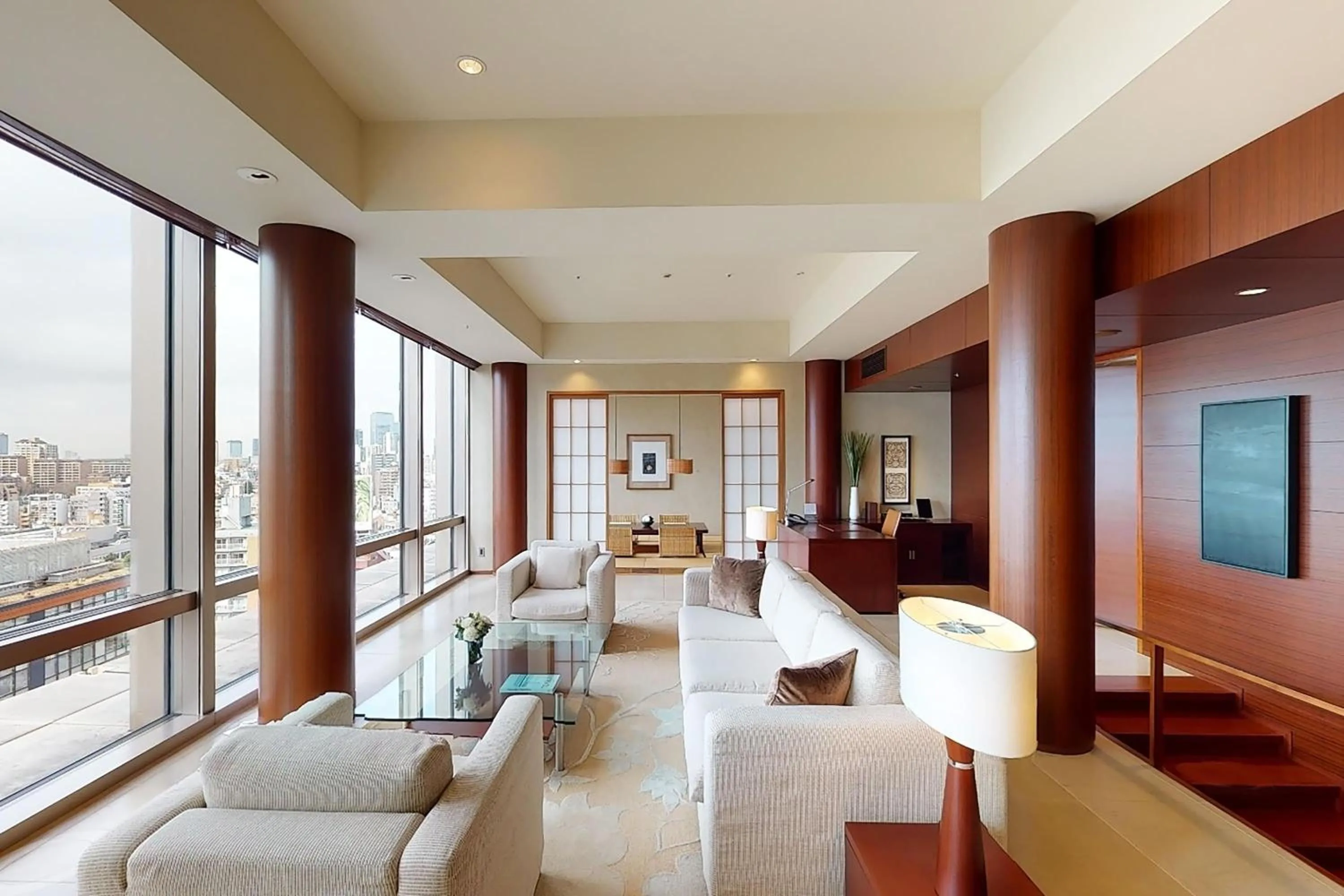 Photo of the whole room in Grand Hyatt Tokyo