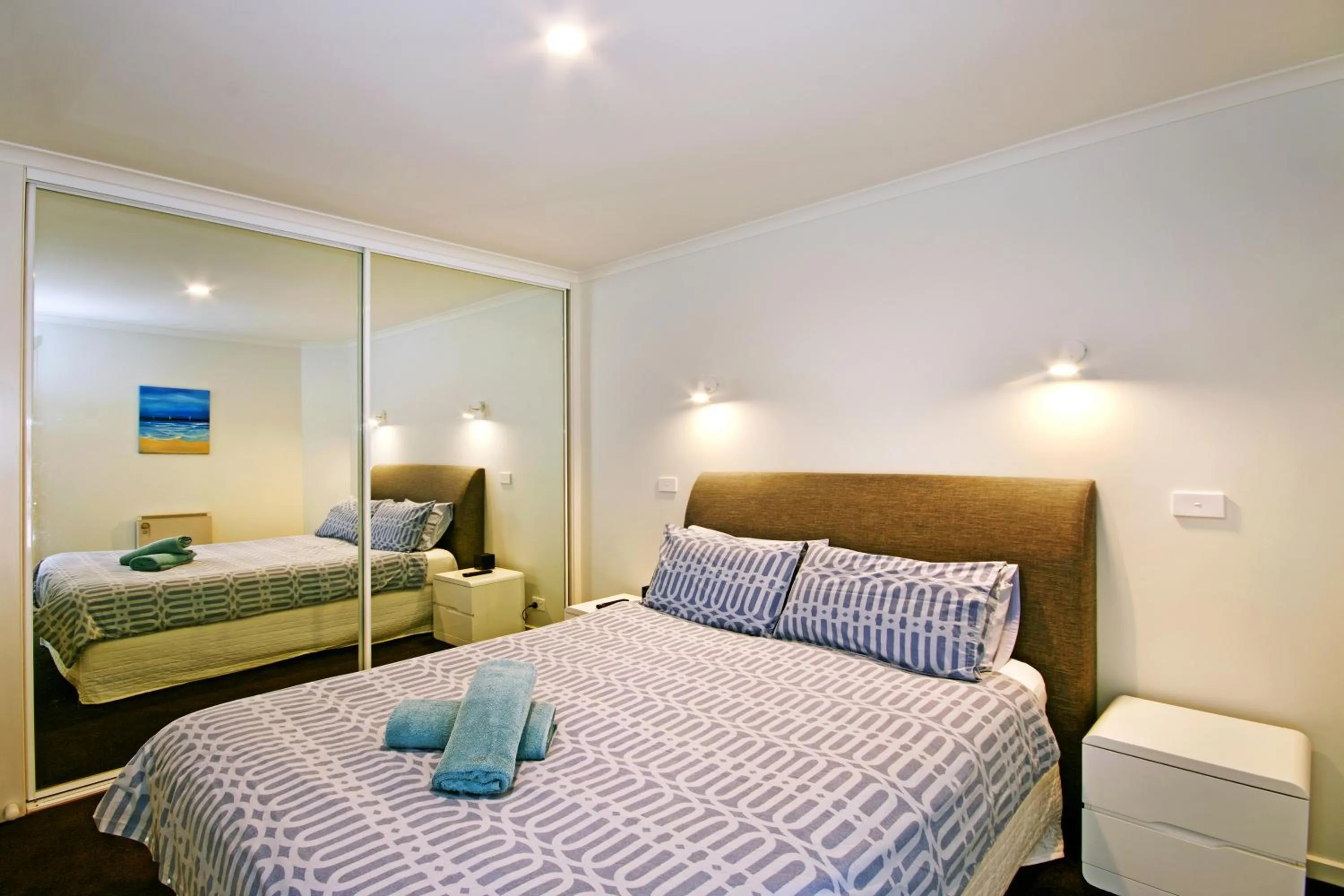 Bedroom, Bed in Anchorage Motel & Villas Lorne