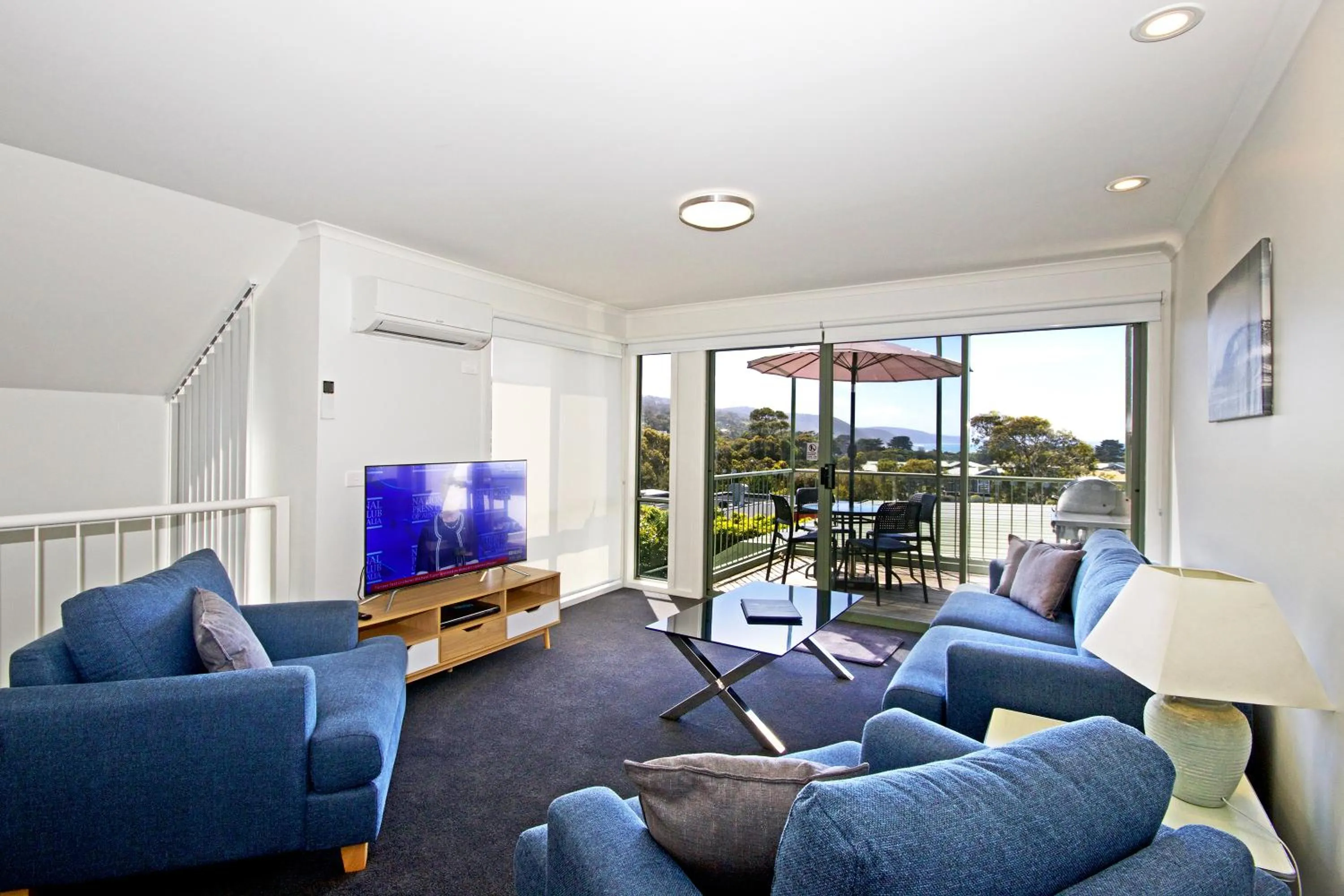 Living room in Anchorage Motel & Villas Lorne