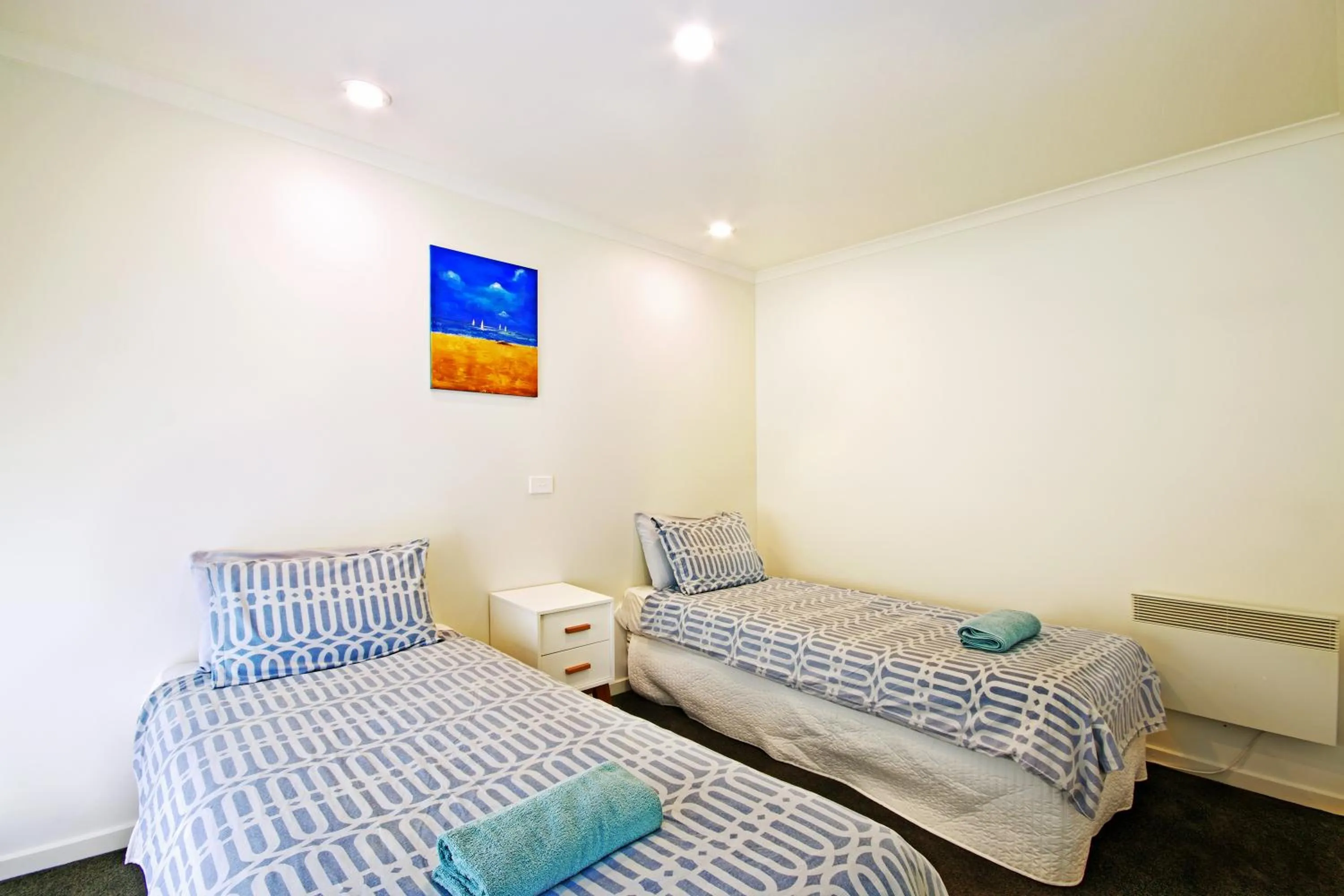 Bedroom, Bed in Anchorage Motel & Villas Lorne