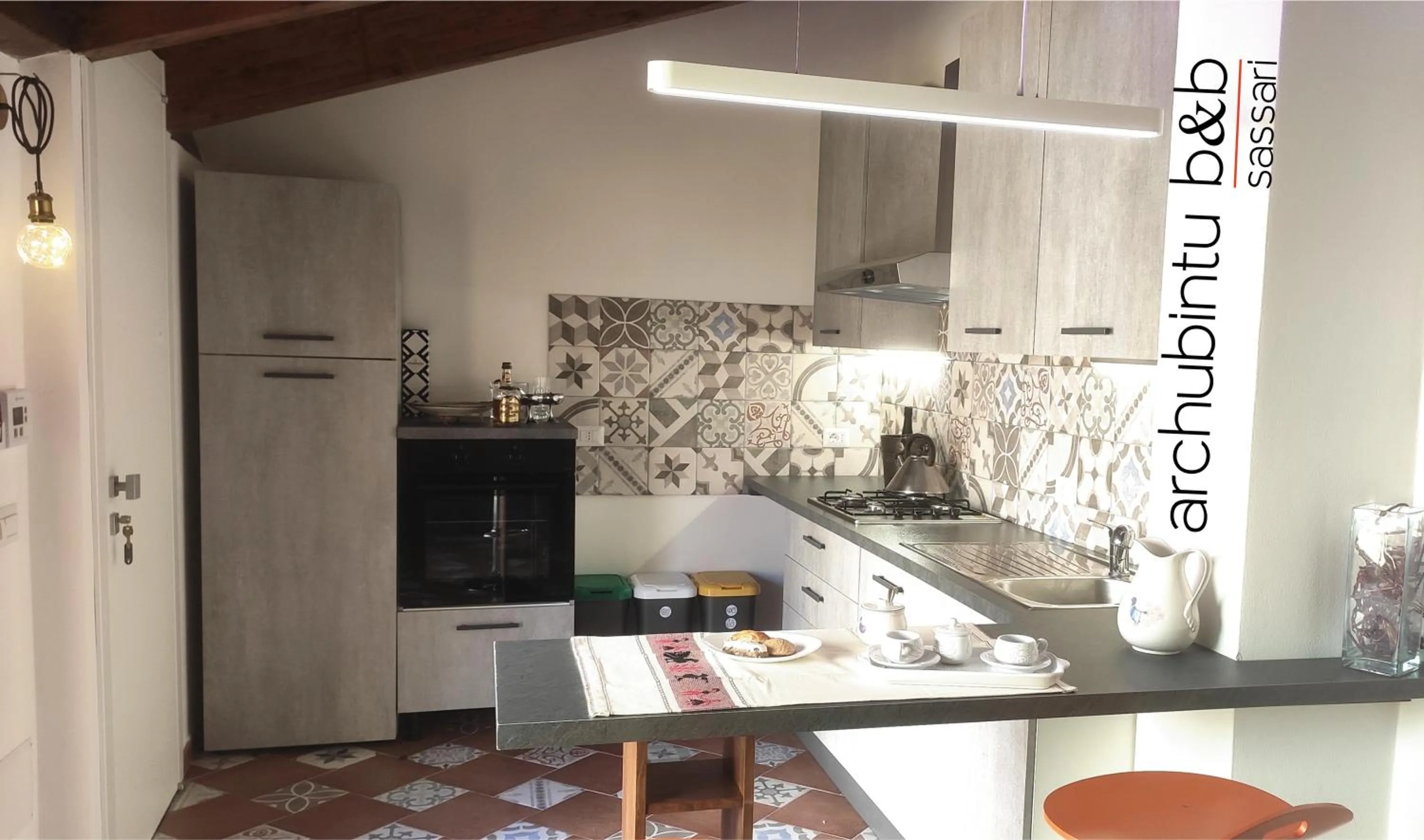 Communal kitchen in Archubintu B&B