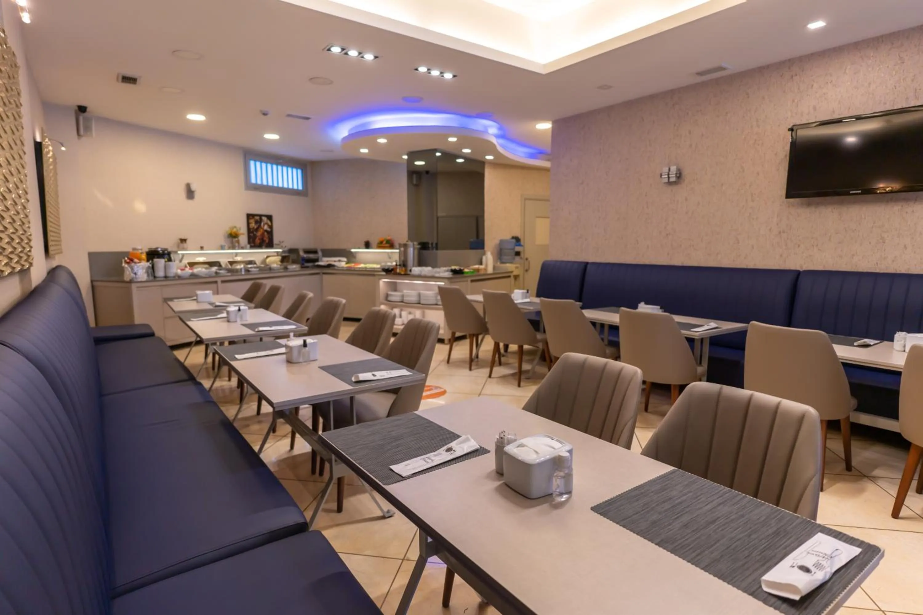 Restaurant/places to eat in Izmir Comfort