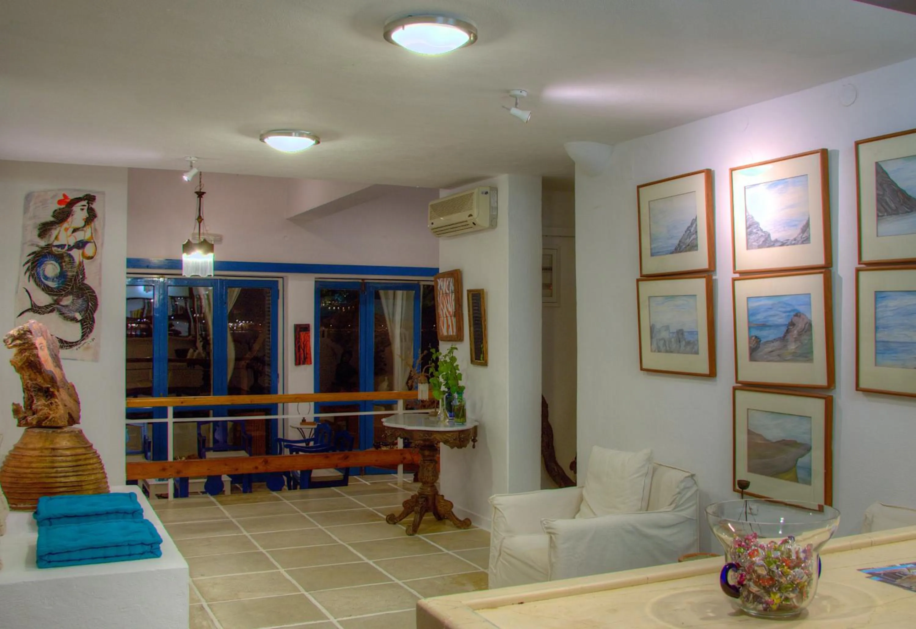 Lobby or reception in Platys Gialos Hotel Sifnos