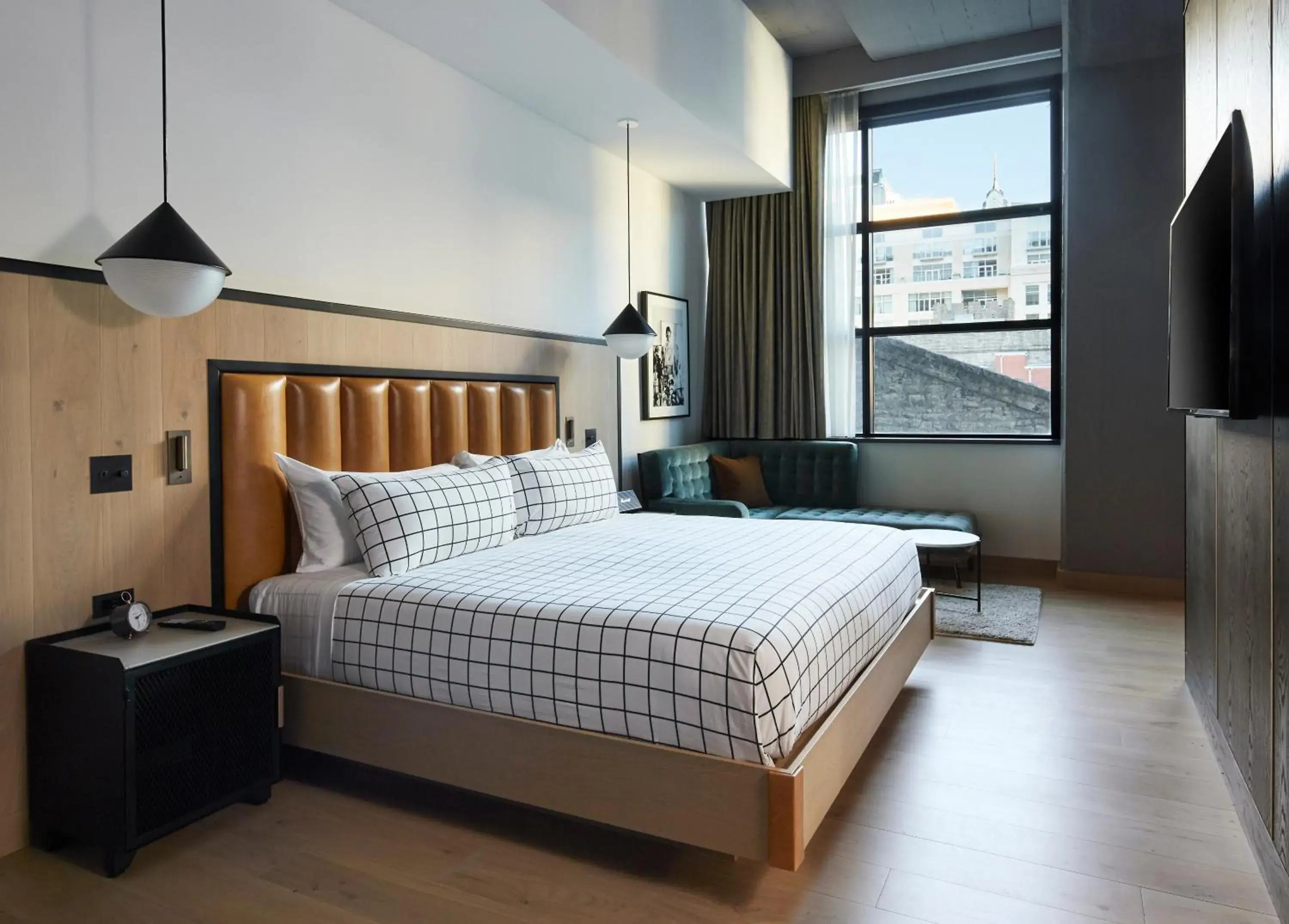 Deluxe King Room in Fitler Club Deluxe King Room in Fitler Club