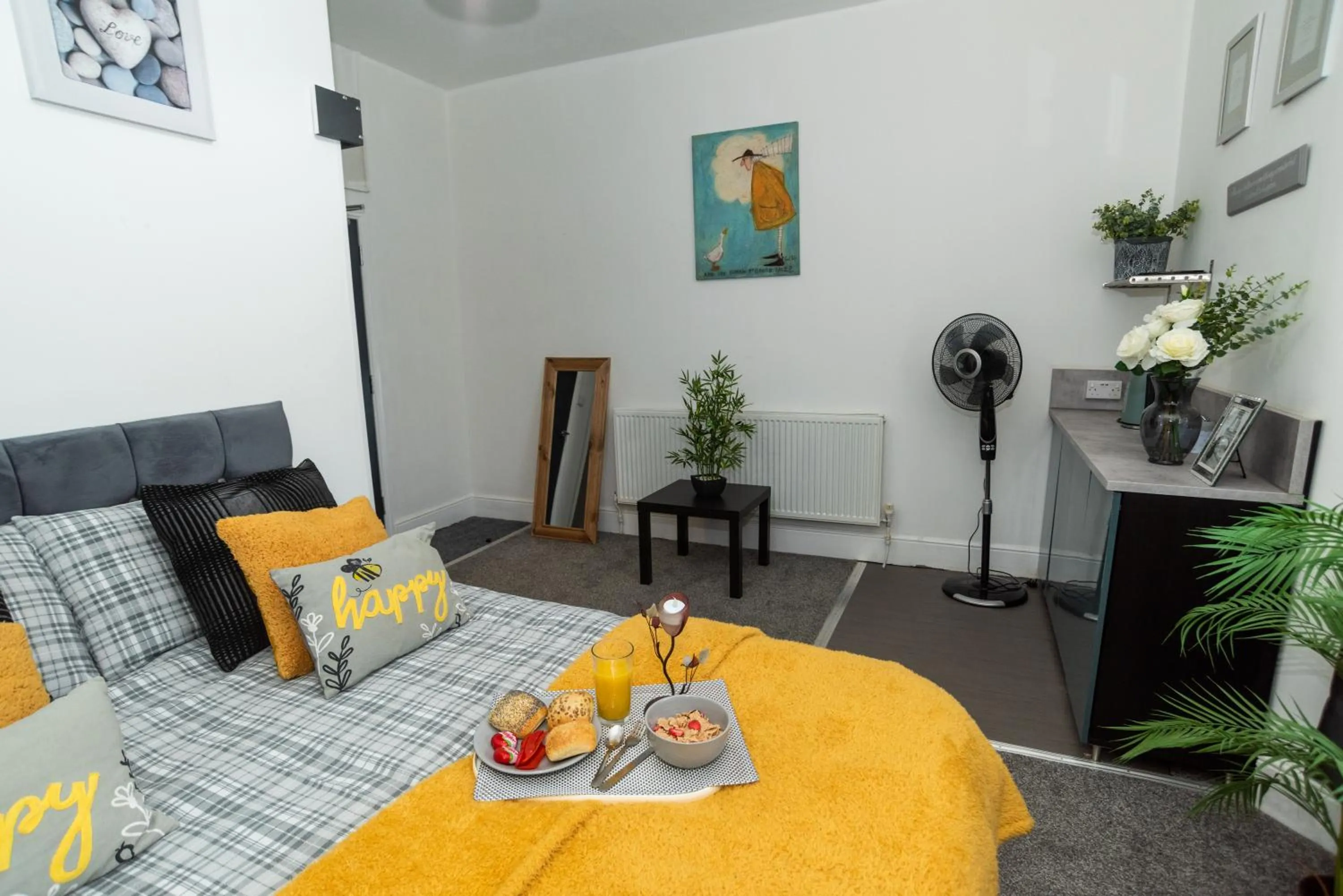 Bedroom in Bentley House with en-suites