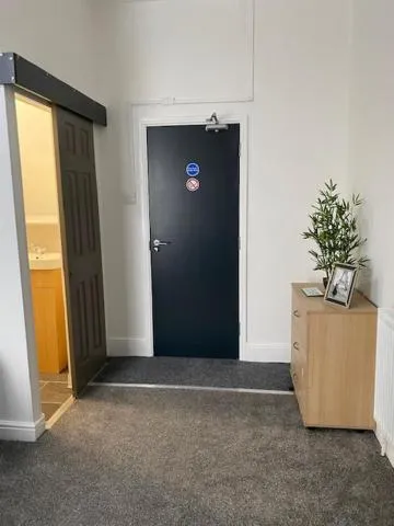 Bentley House with en-suites