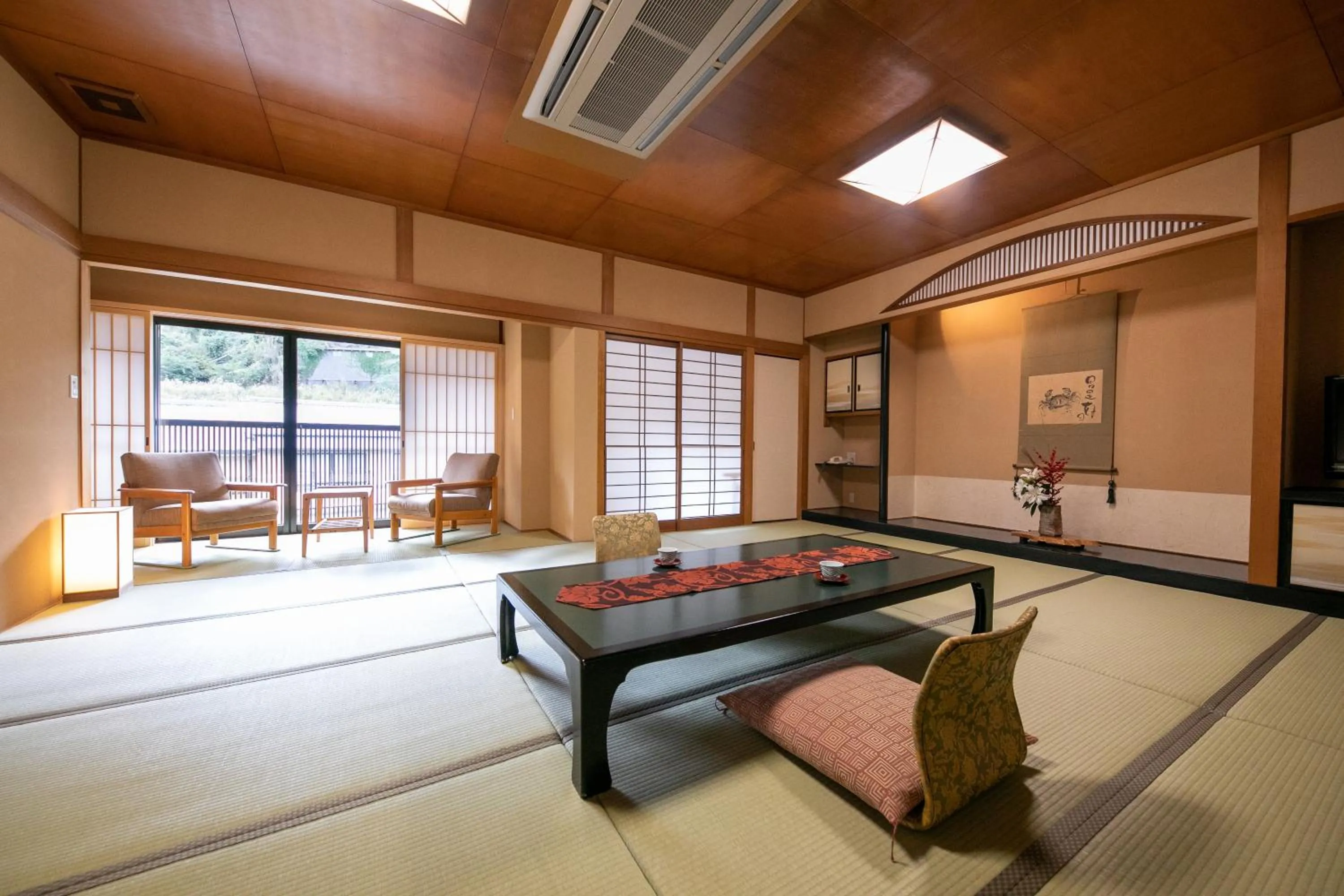 Photo of the whole room in Nansuikaku