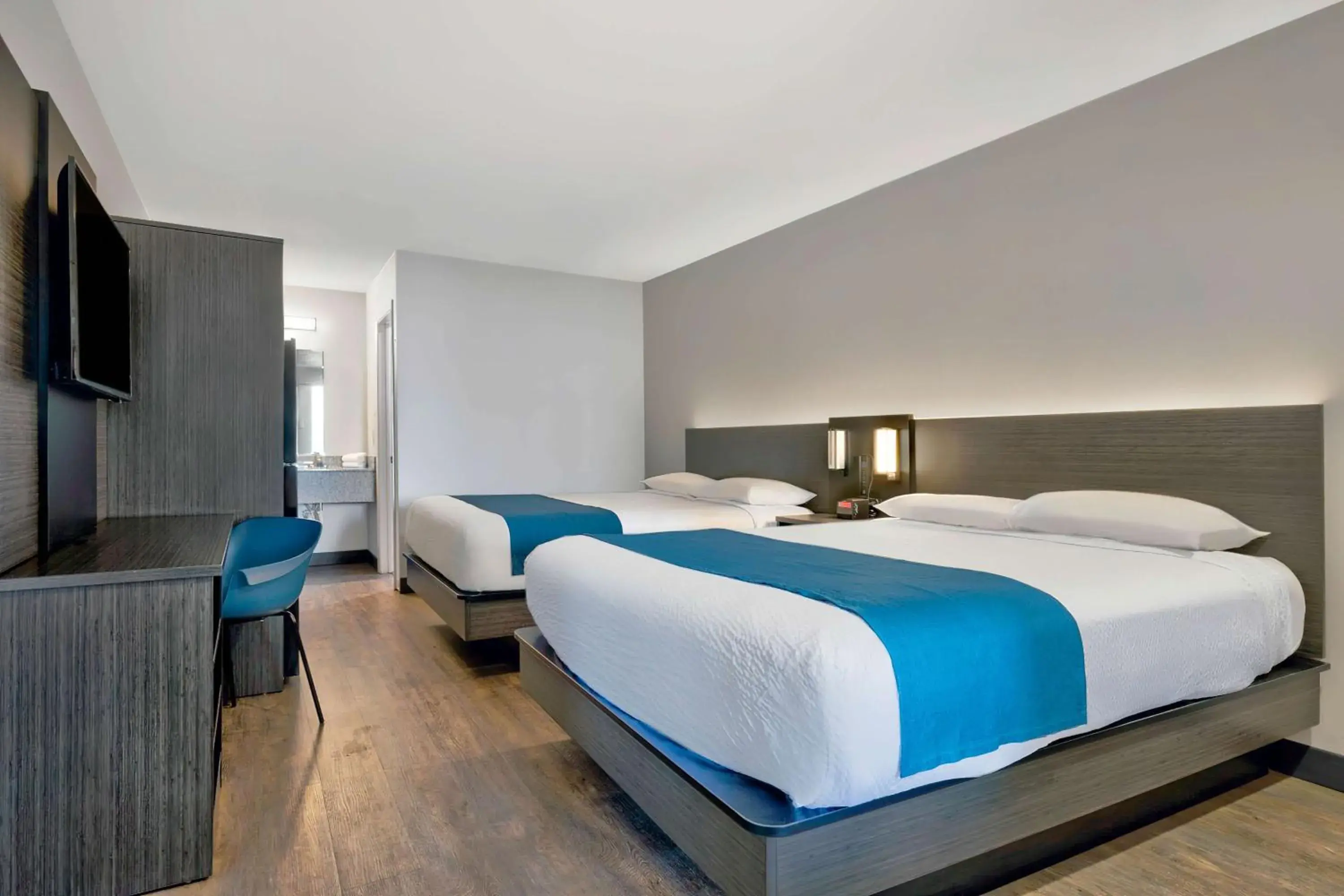 Queen Room with Two Queen Beds - single occupancy - Disability Access - Non-Smoking in Studio 6 Waco TX - Downtown - Baylor Queen Room with Two Queen Beds - single occupancy - Disability Access - Non-Smoking in Studio 6 Waco TX - Downtown - Baylor