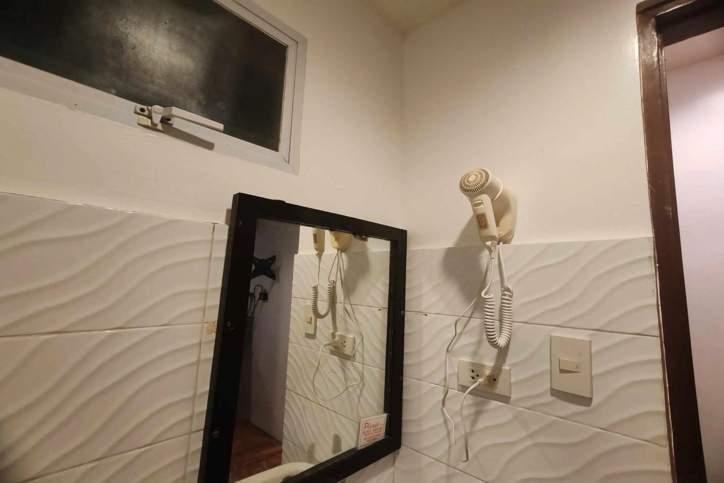 Bathroom in A Place To Remember El Nido Palawan