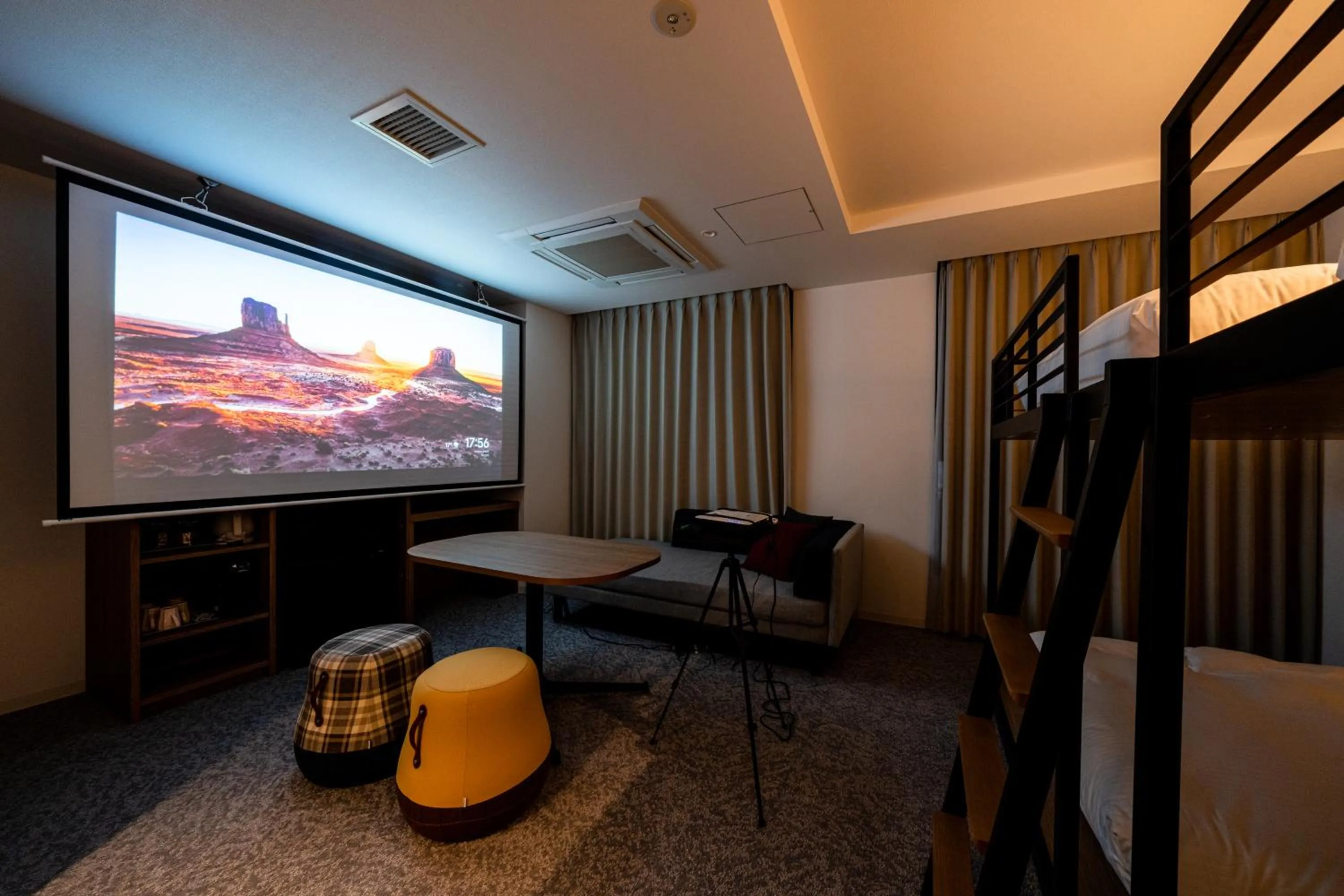 Communal lounge/ TV room in Bay Hotel Tokyo Hamamatsucho