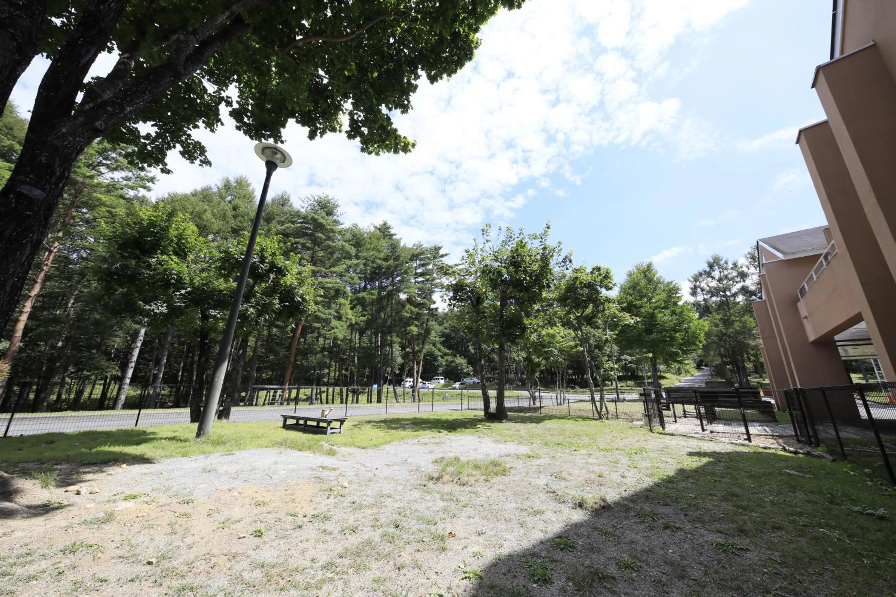 Garden in Yutorelo Tateshina Hotel with DOGS