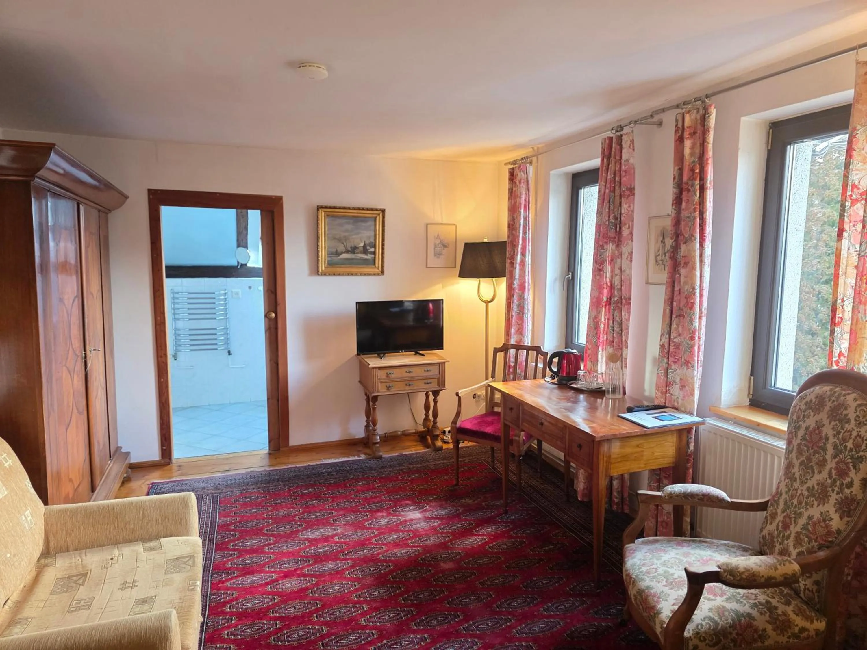 TV and multimedia in Dworek Adamski