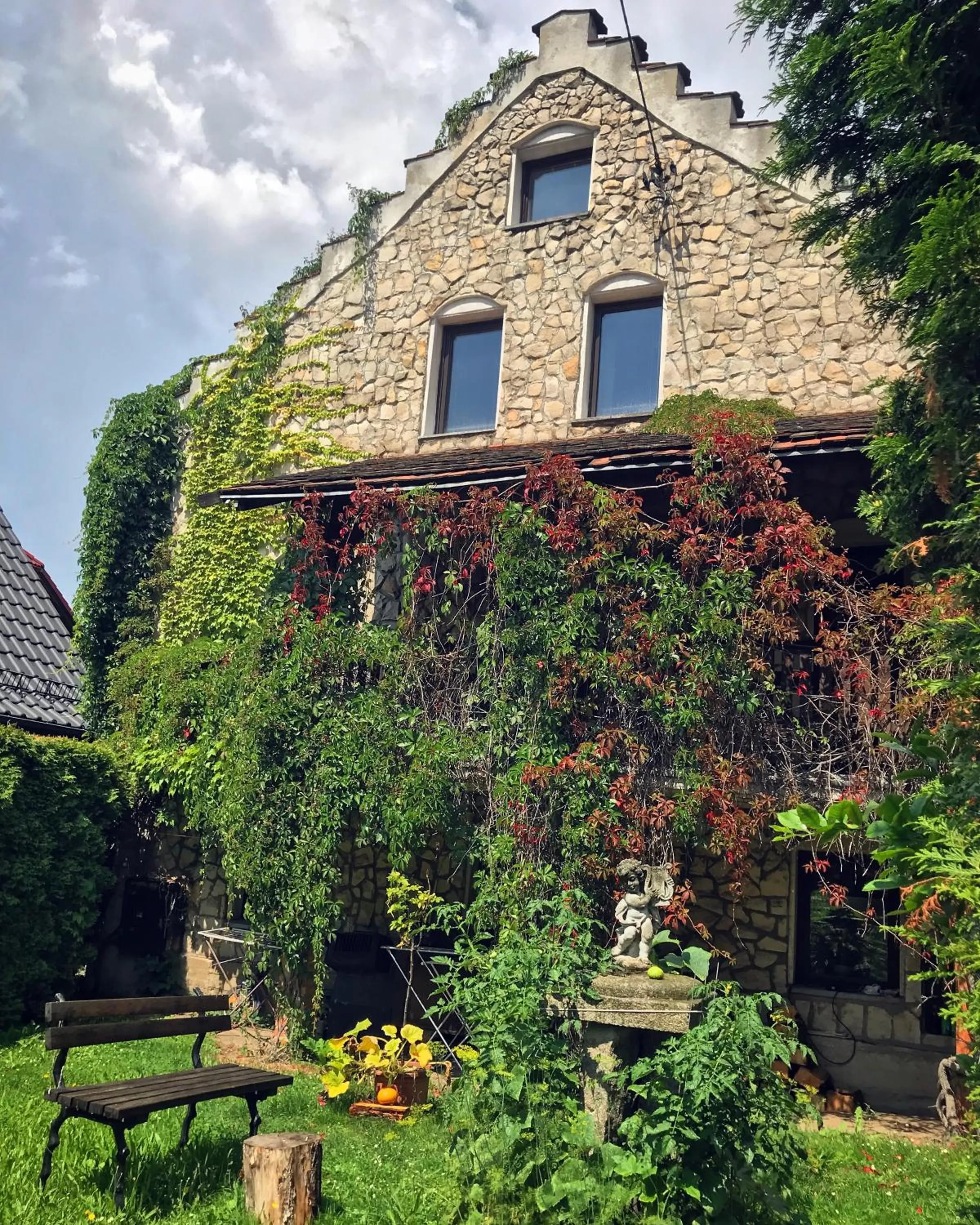 Property building in Dworek Adamski