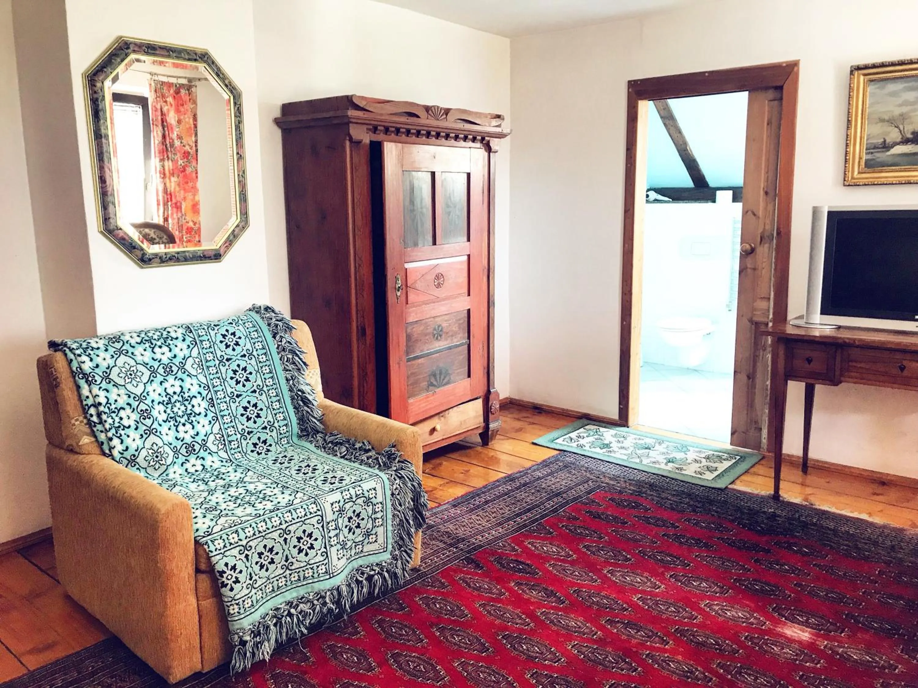 Photo of the whole room in Dworek Adamski