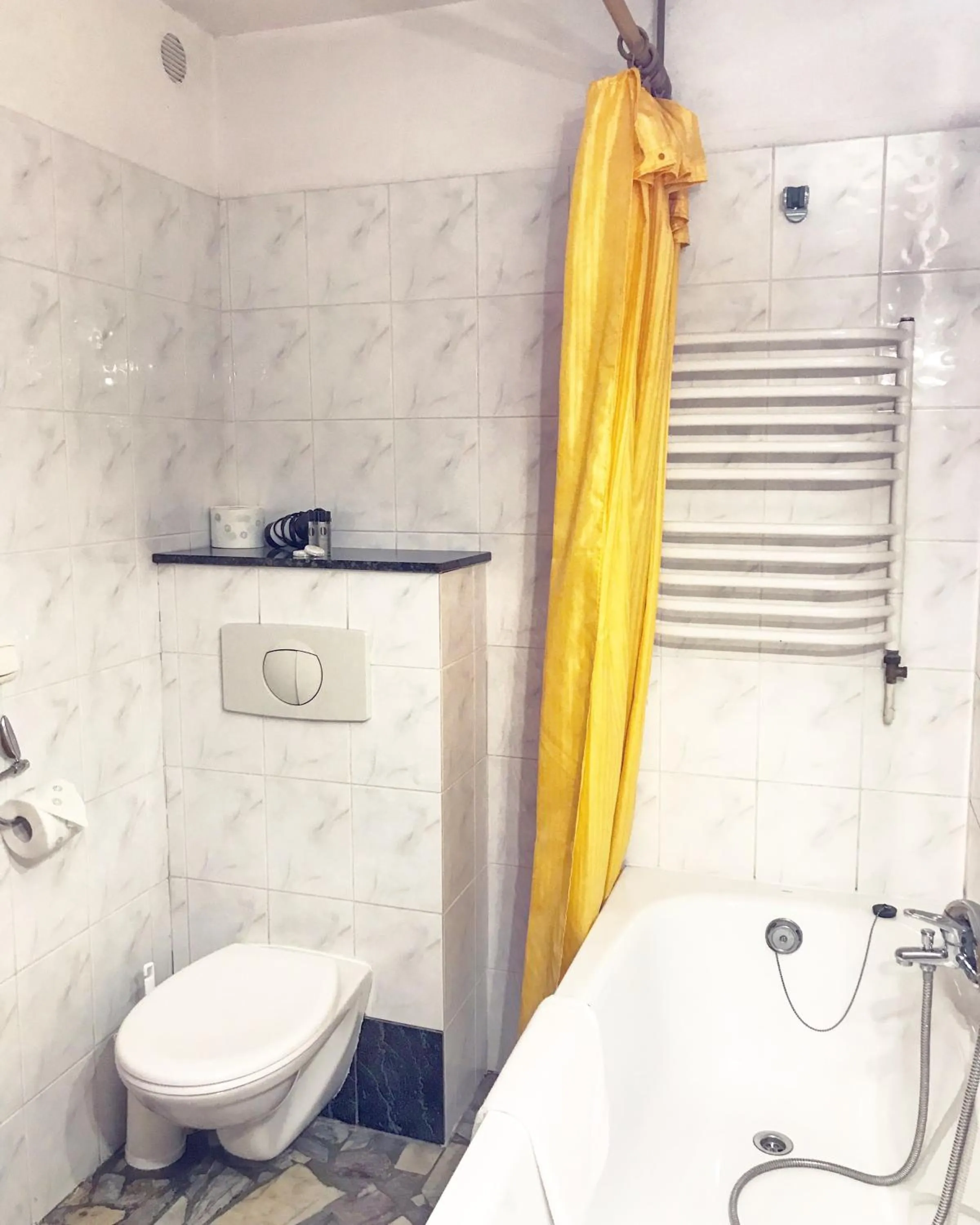 Bathroom in Dworek Adamski