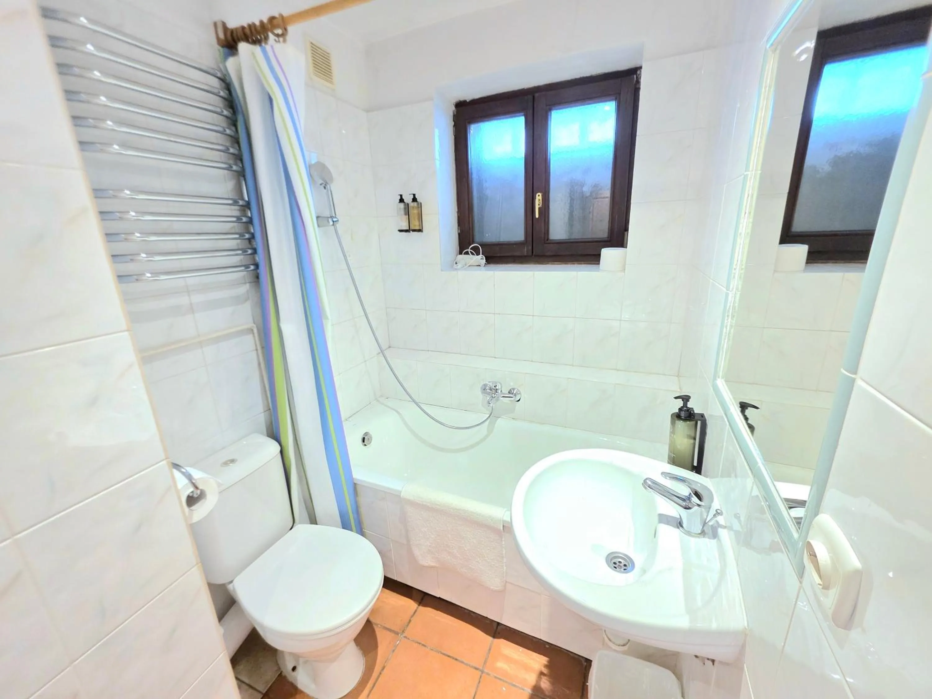 Bathroom in Dworek Adamski