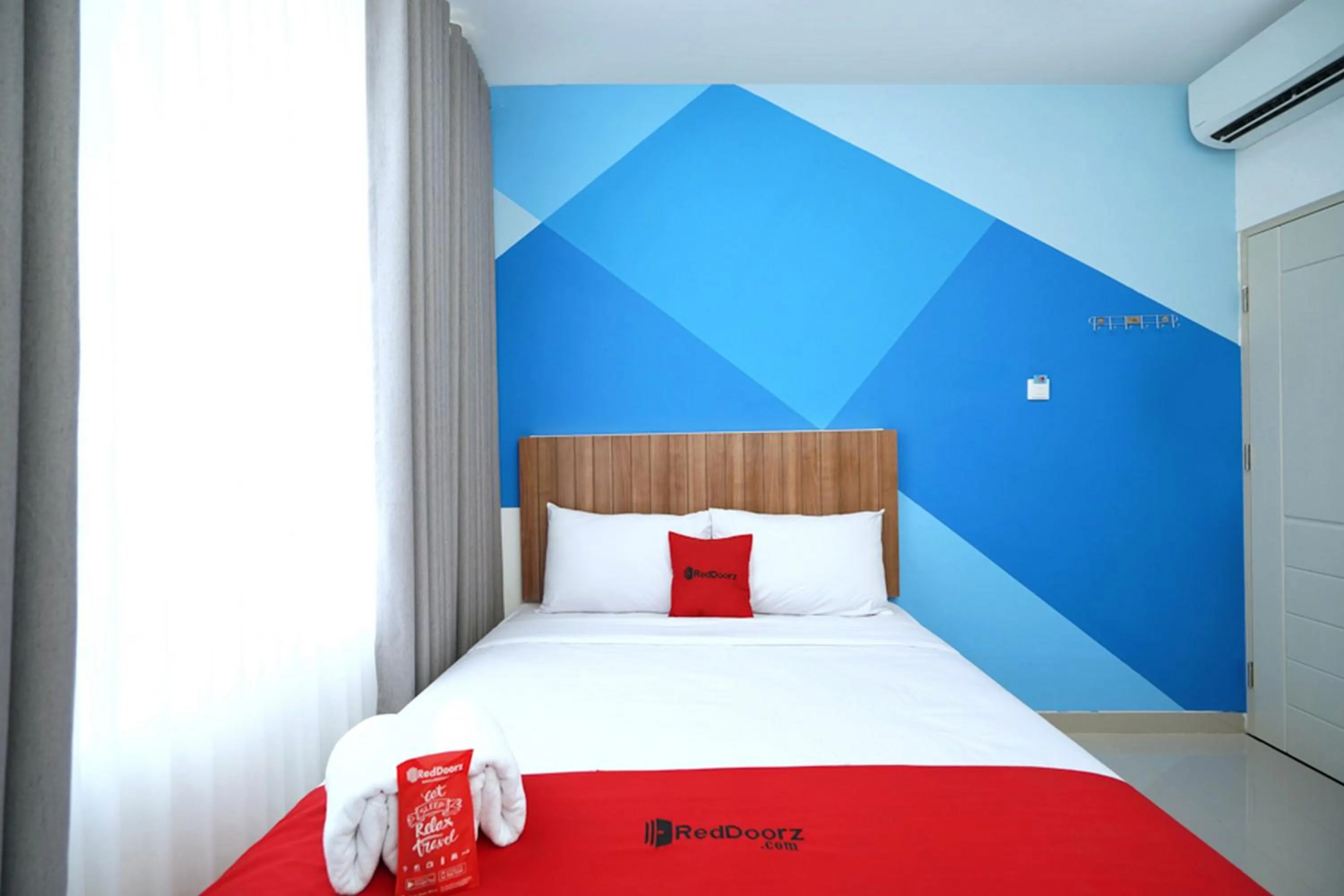 Bedroom, Bed in RedDoorz Plus @ Terban Residence