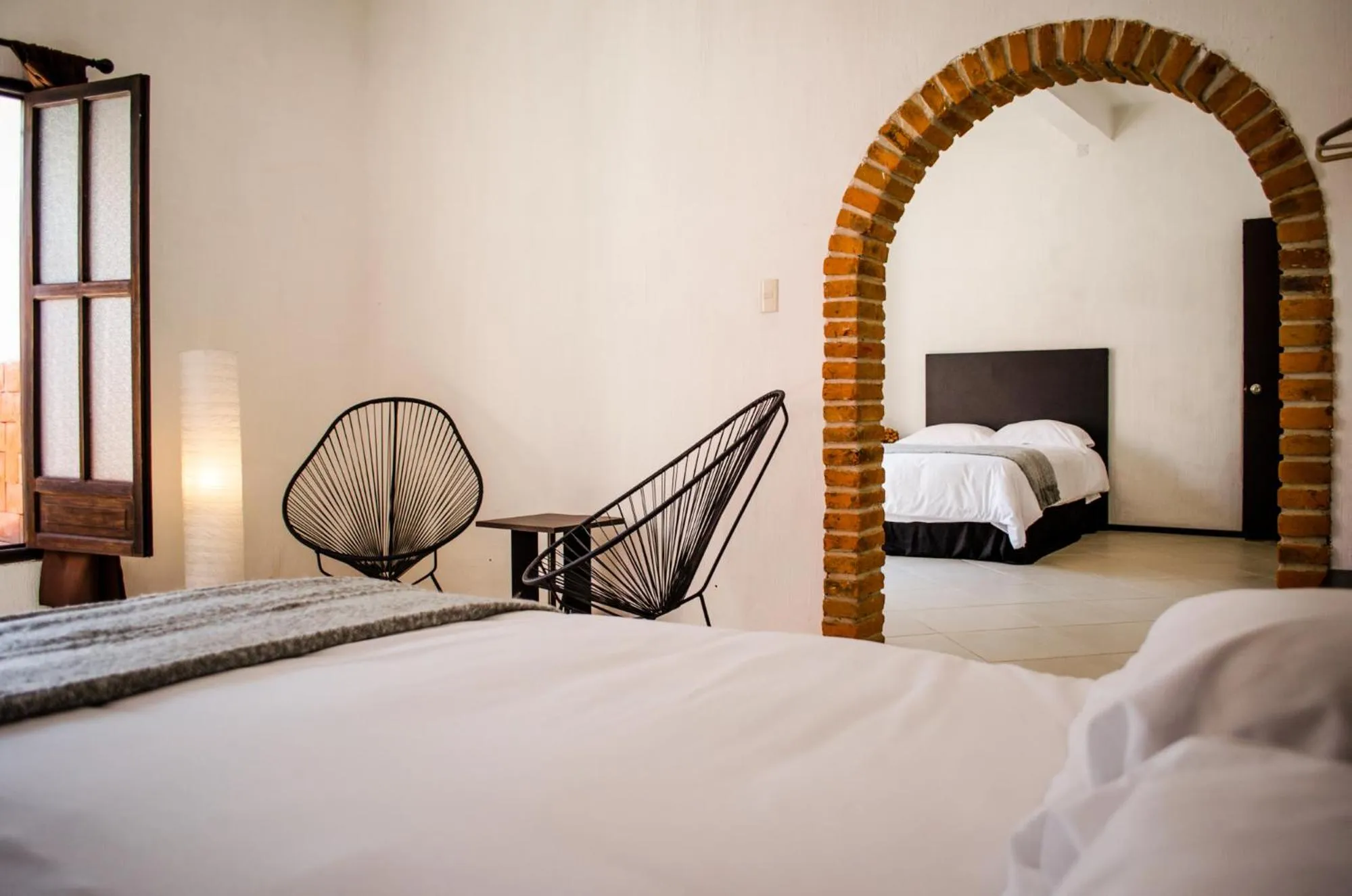 Photo of the whole room, Bed in Estacion Alameda