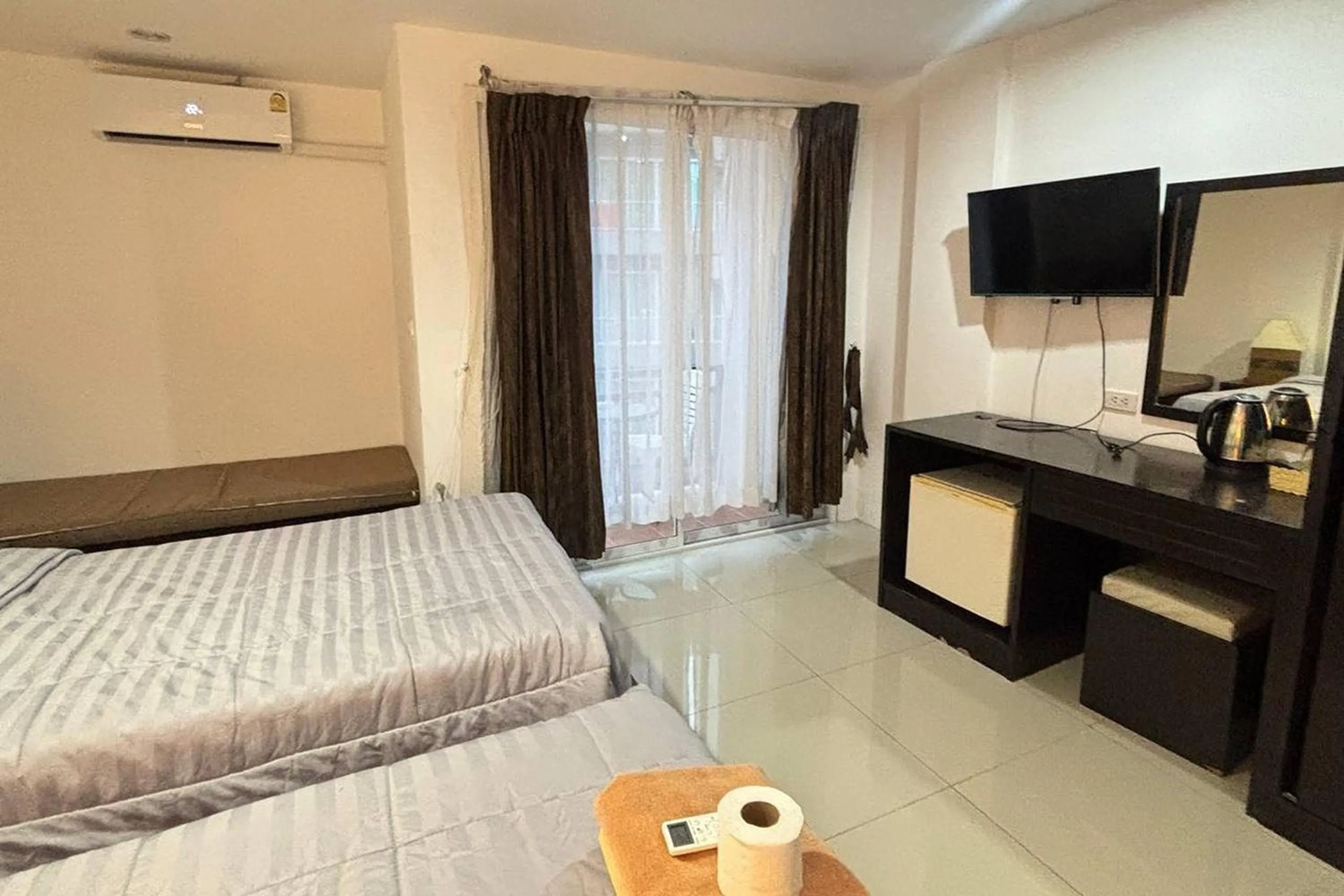 Bedroom, Bed in Sure Guesthouse