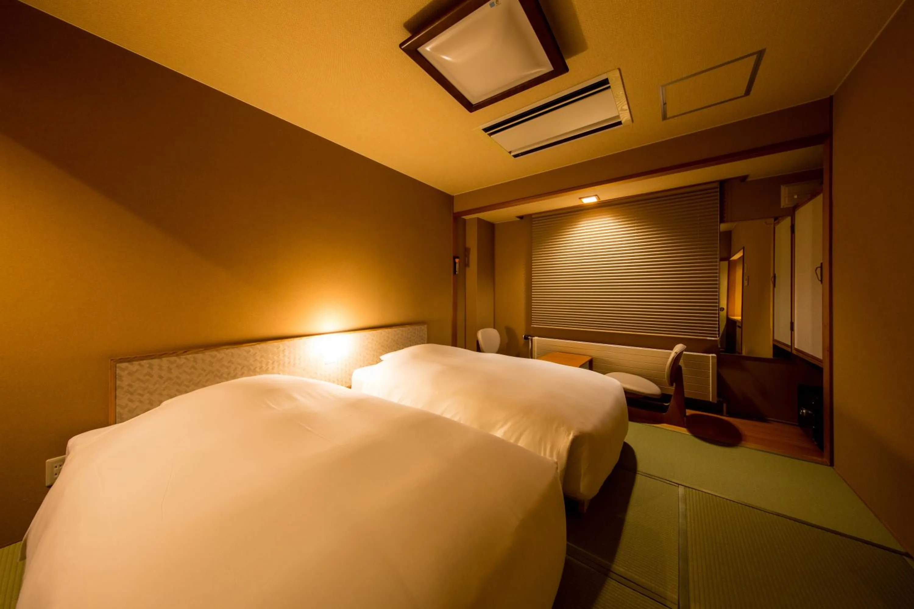 Bedroom, Bed in Hatagoya Jozankei Shoten-Adult Only