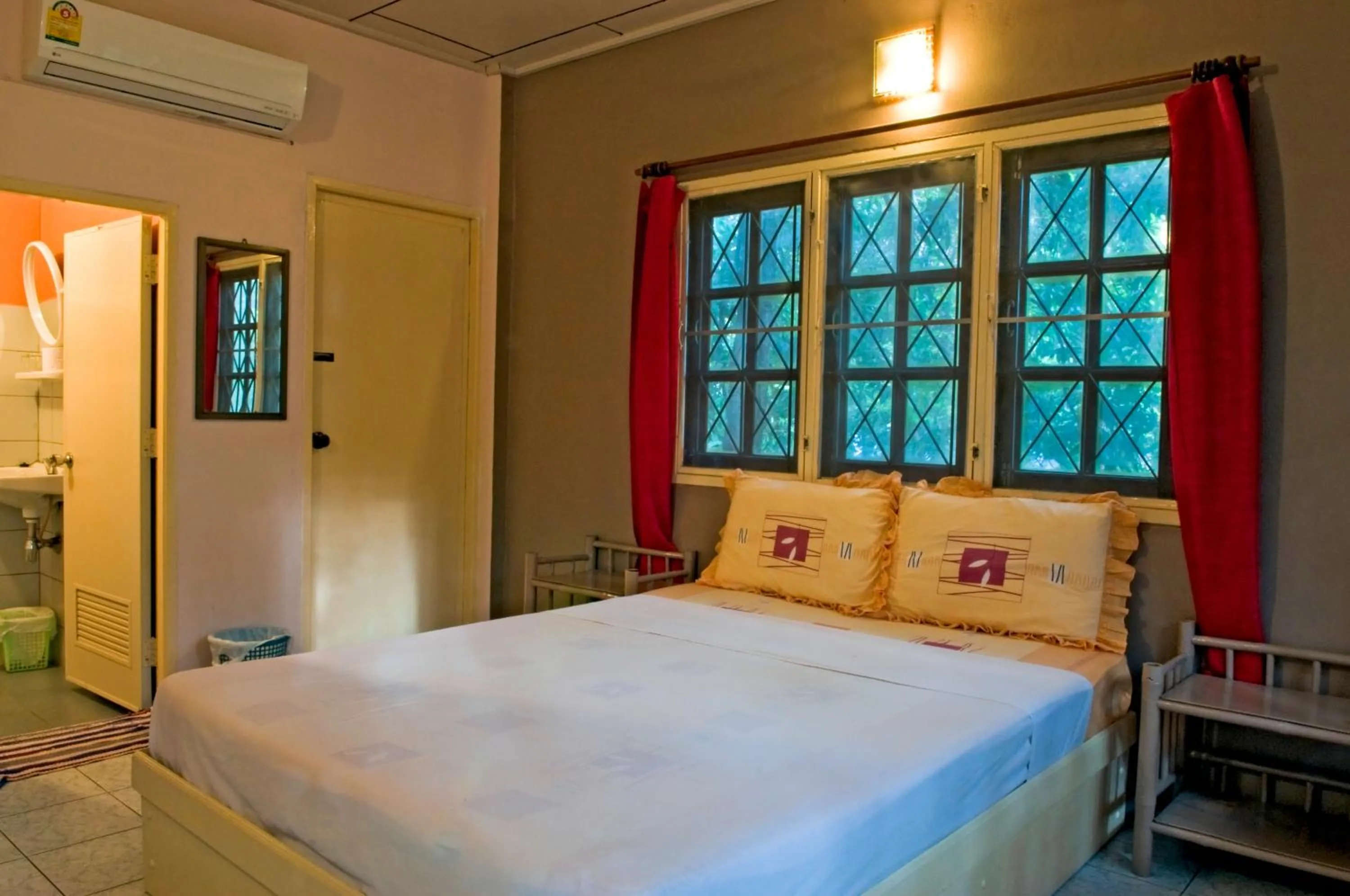 Bed in The Lost Resort