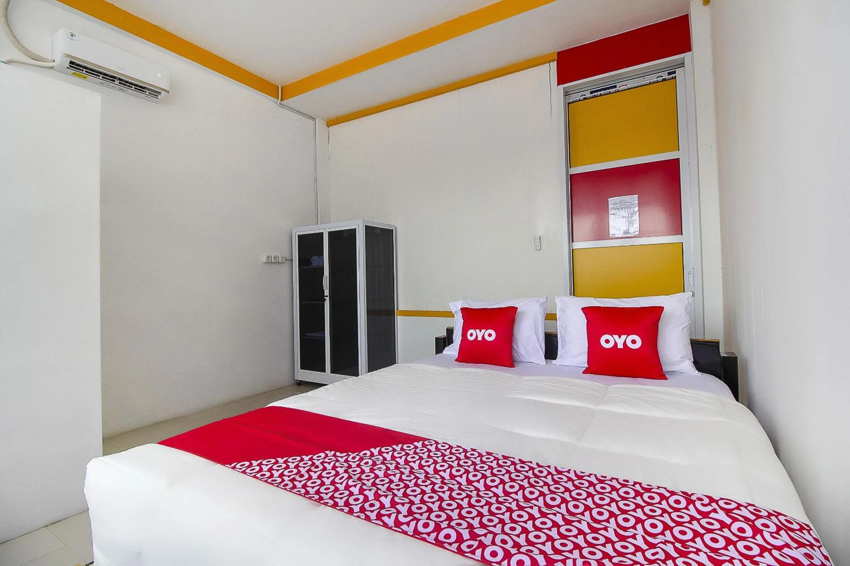 Bedroom, Bed in Restu Inn