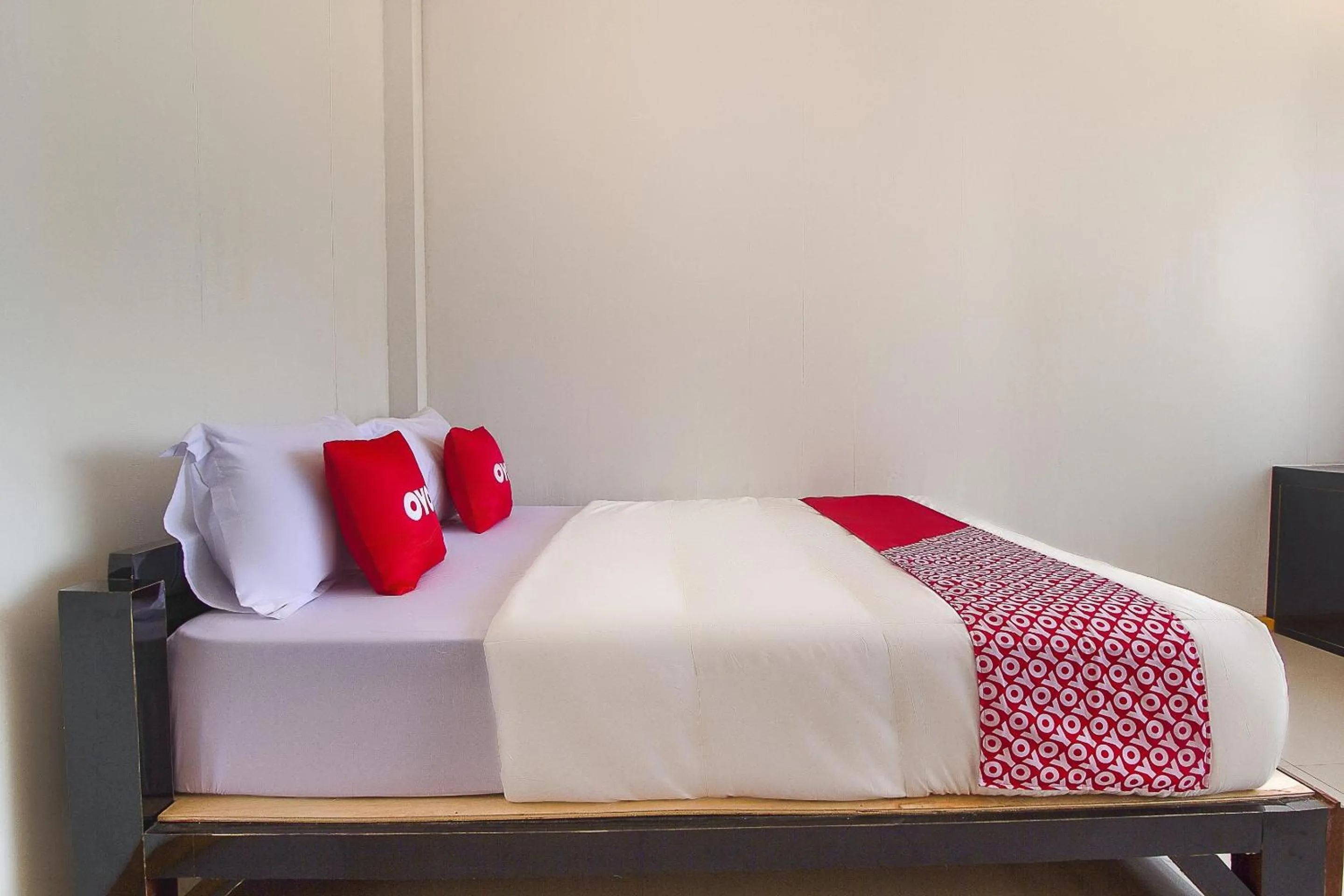 Bedroom, Bed in Restu Inn