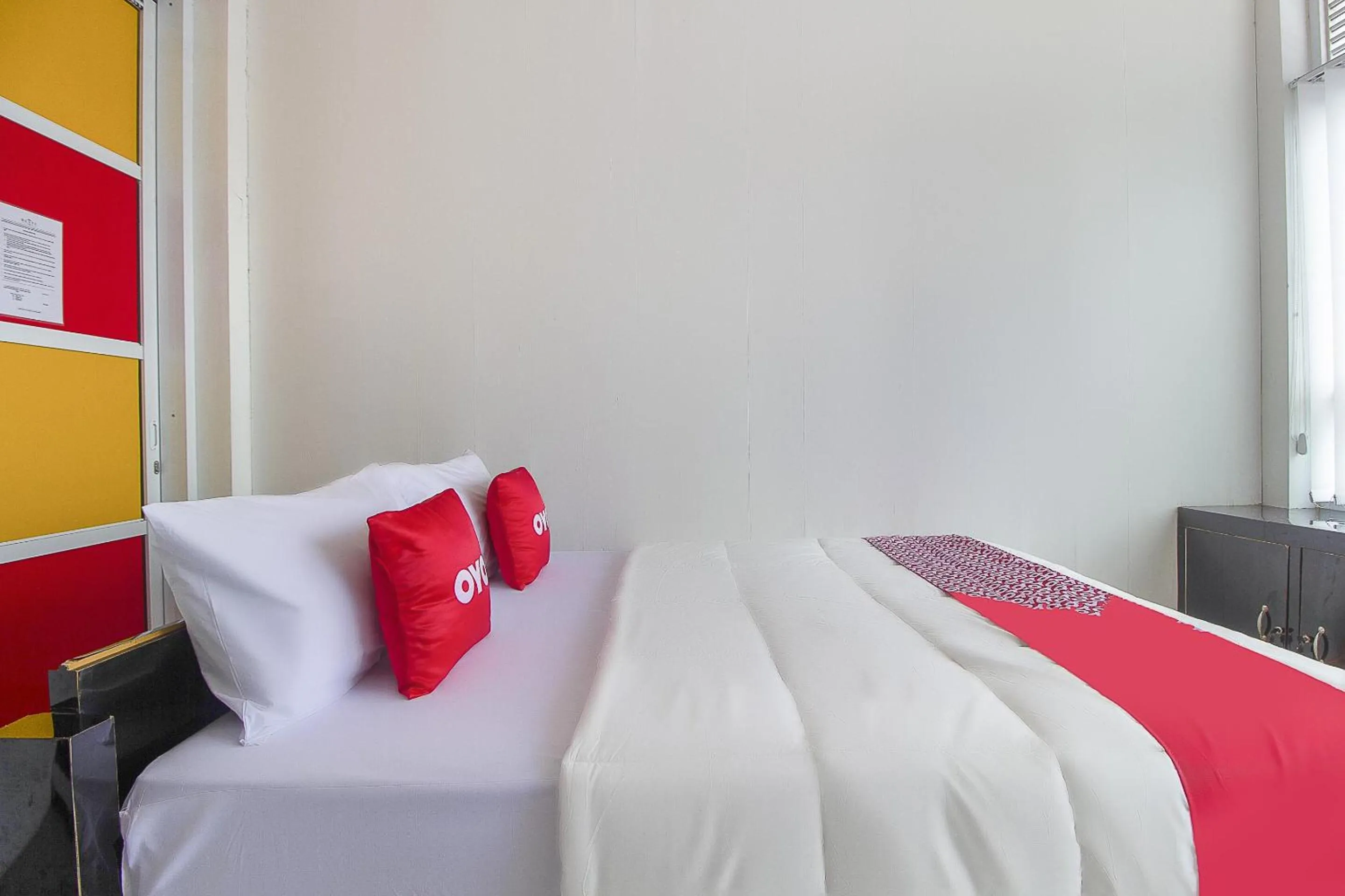 Bedroom, Bed in Restu Inn