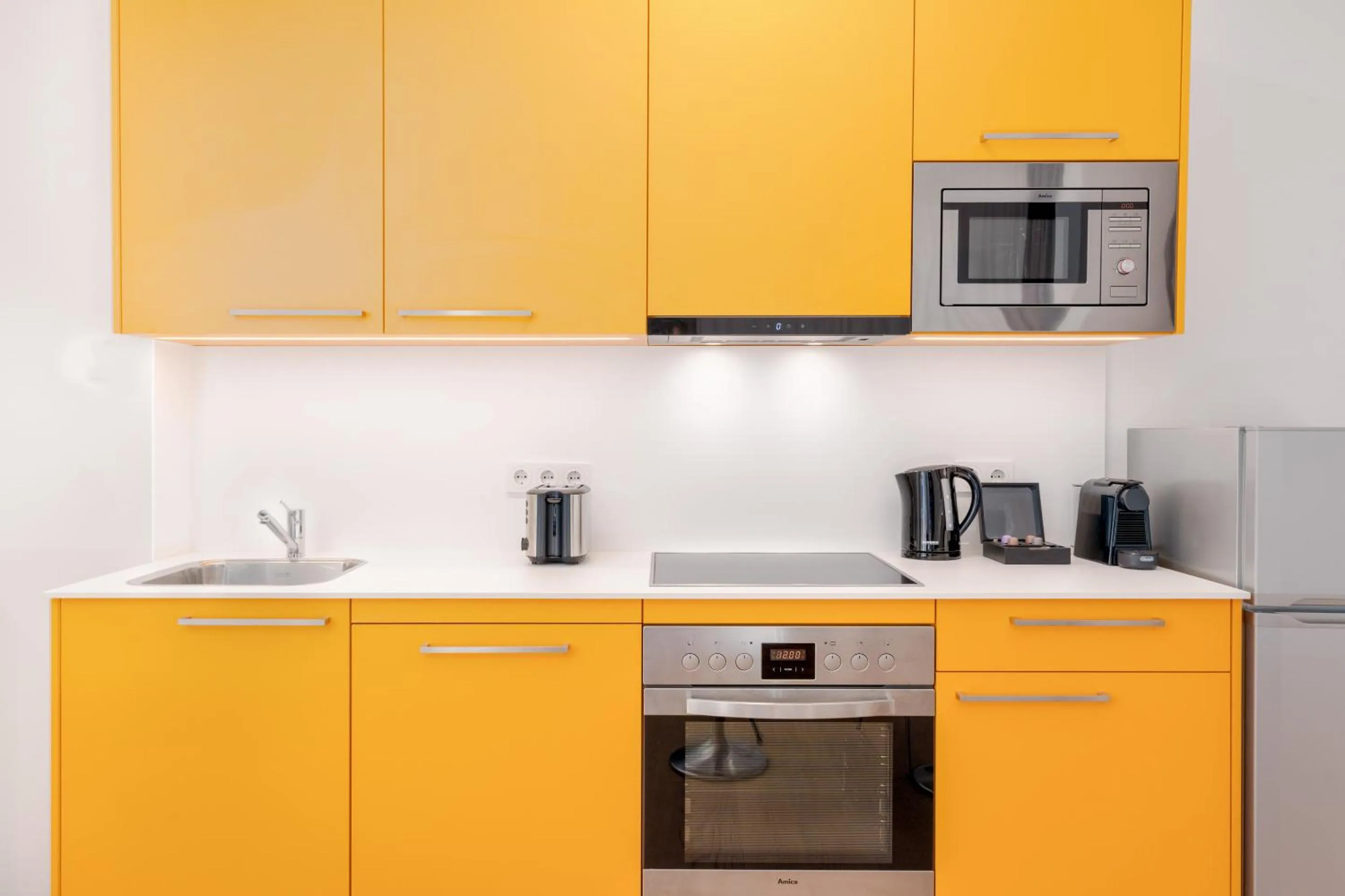 Coffee/tea facilities in Limehome Graz - Argos by Zaha Hadid