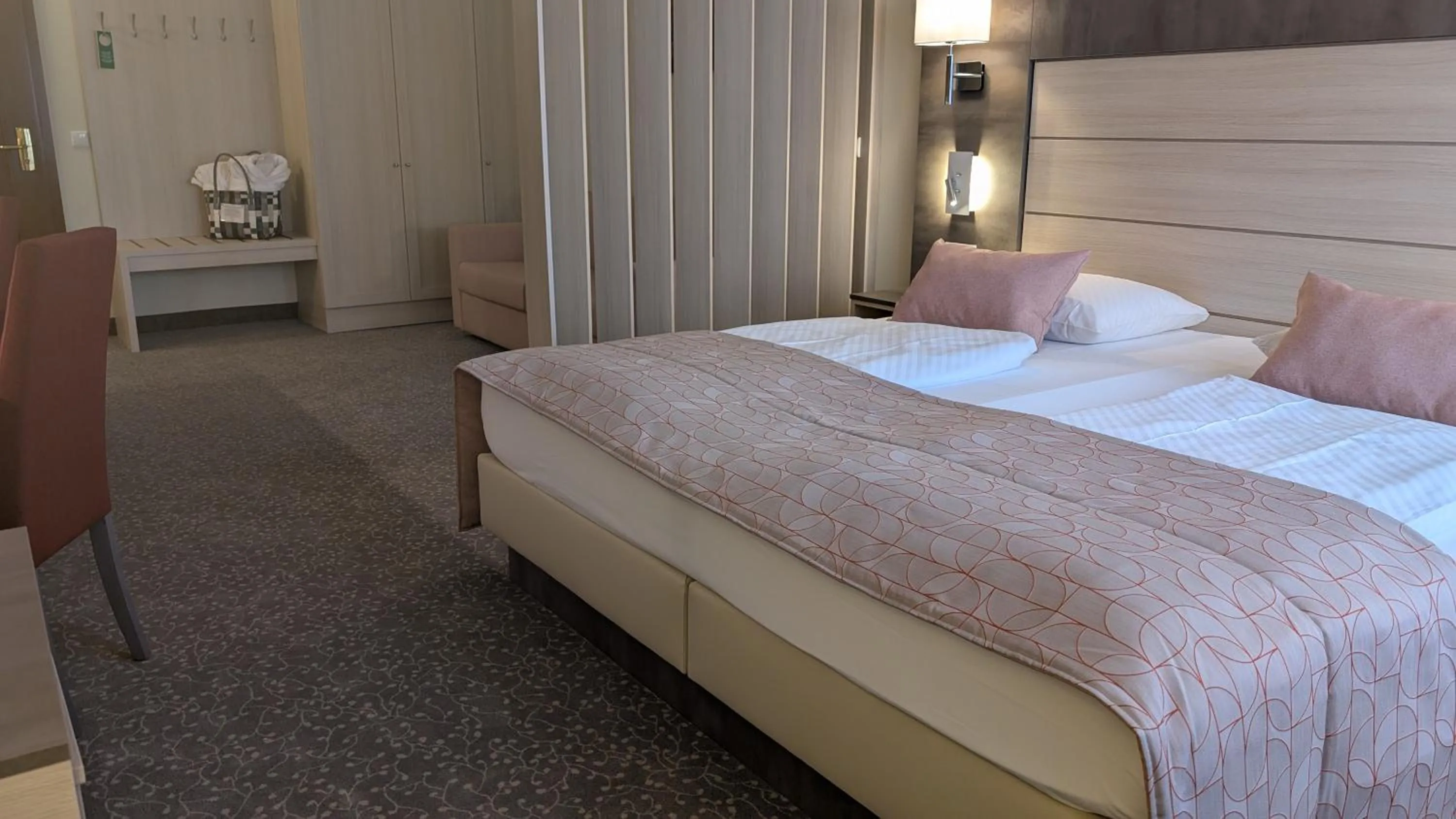 Photo of the whole room, Bed in Ringhotel Warnemünder Hof