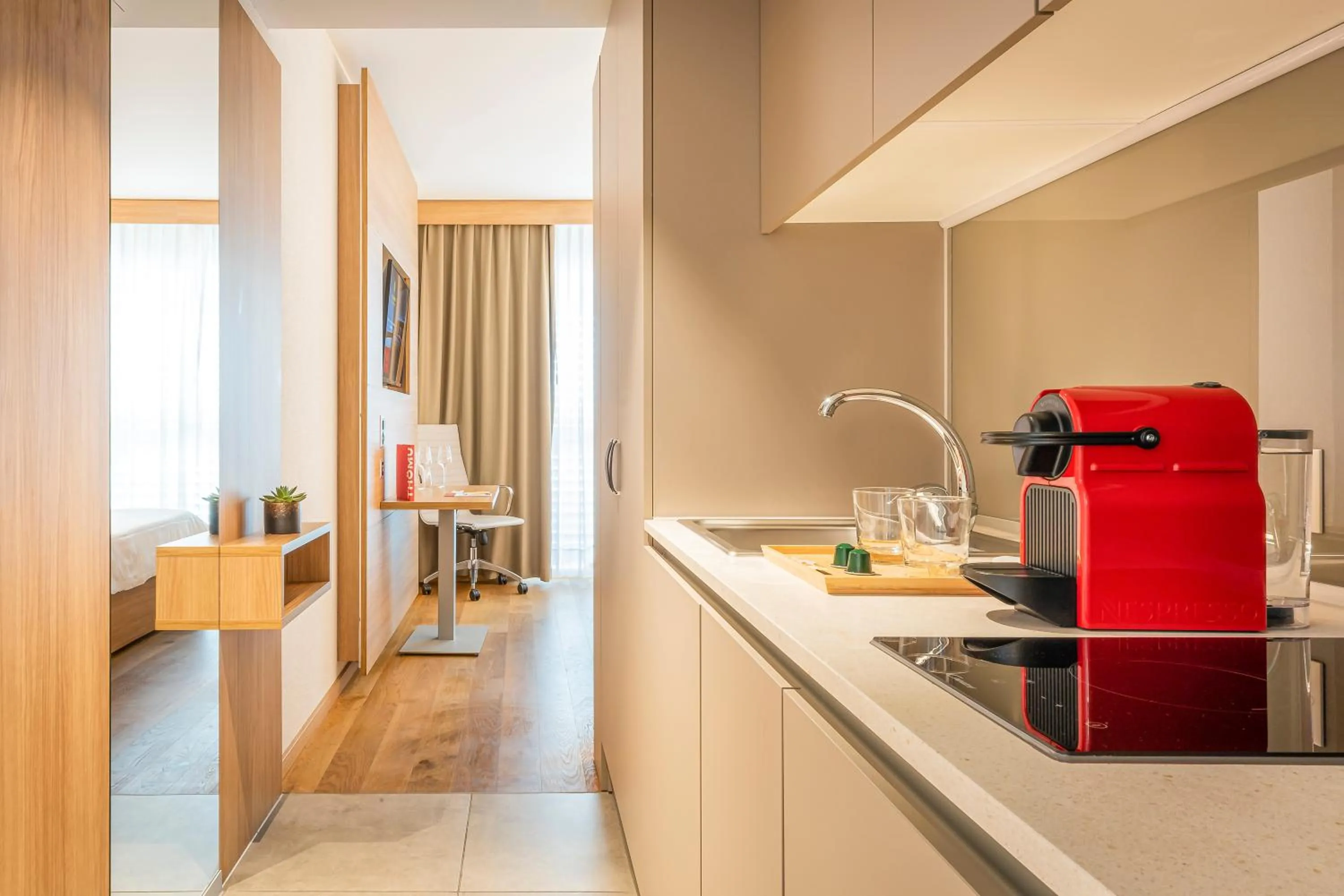 Kitchen or kitchenette in Los Lorentes Hotel Bern City