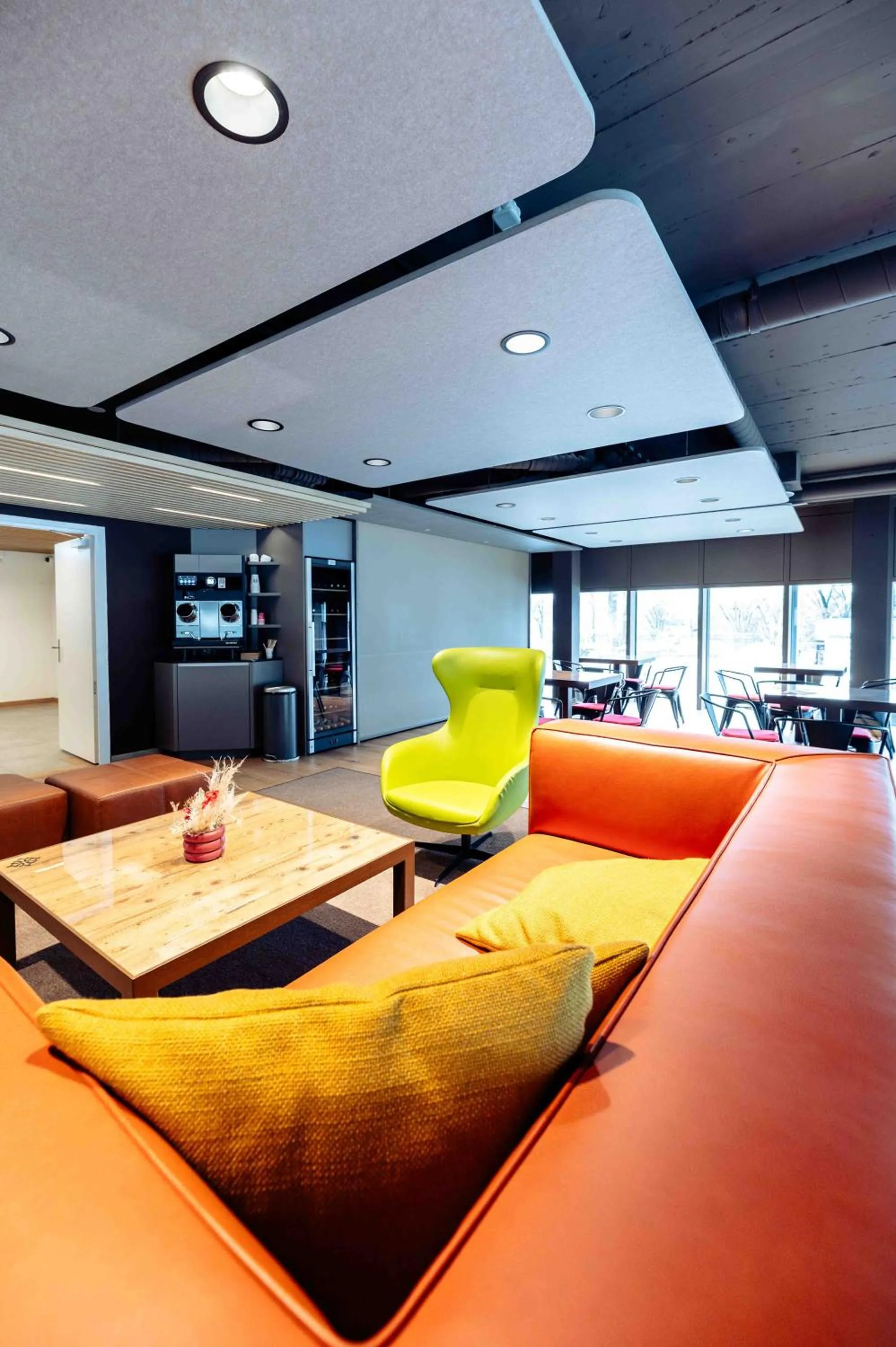 Living room in Los Lorentes Hotel Bern City