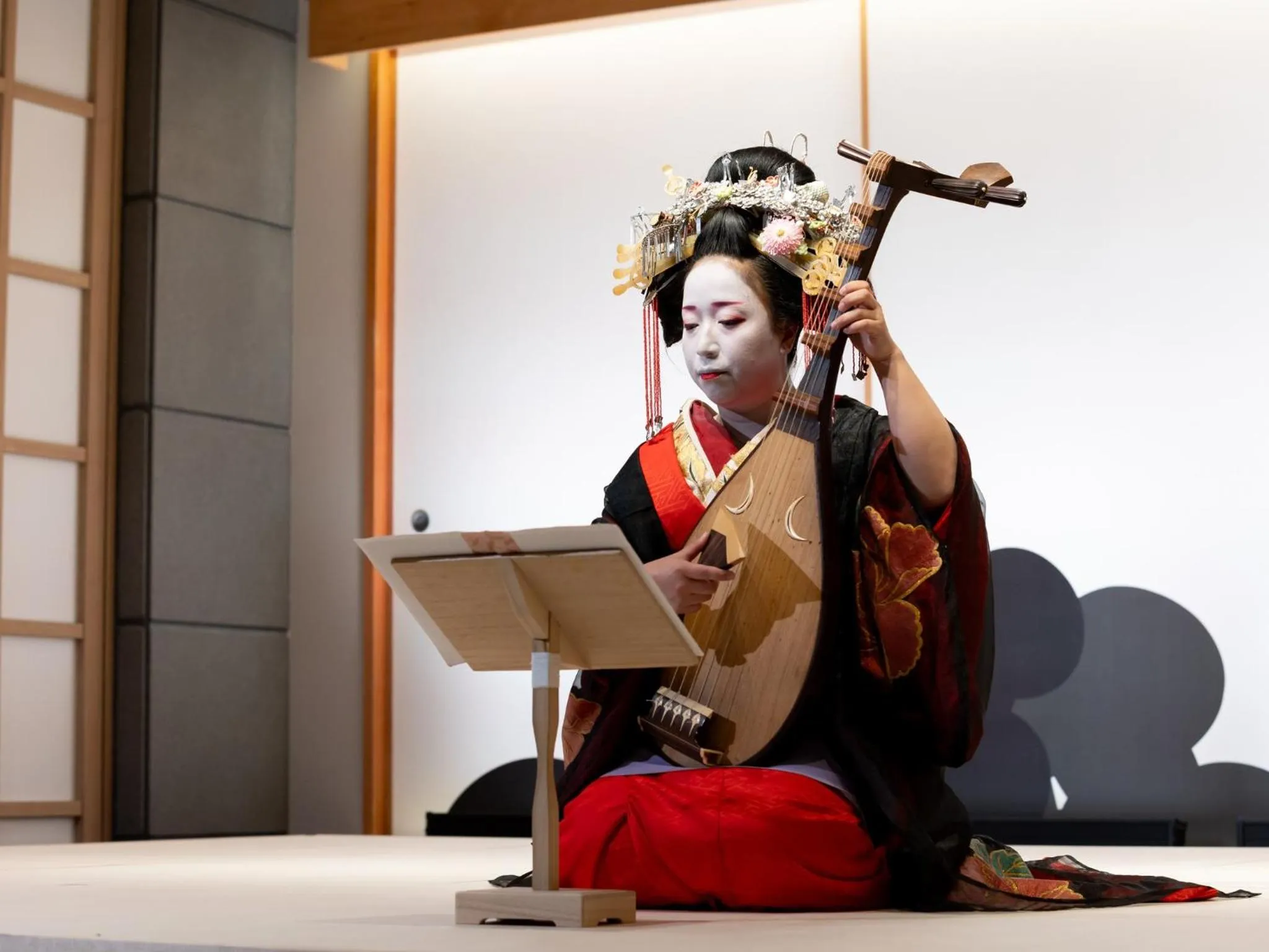 Evening entertainment in Asakusa View Hotel Annex Rokku