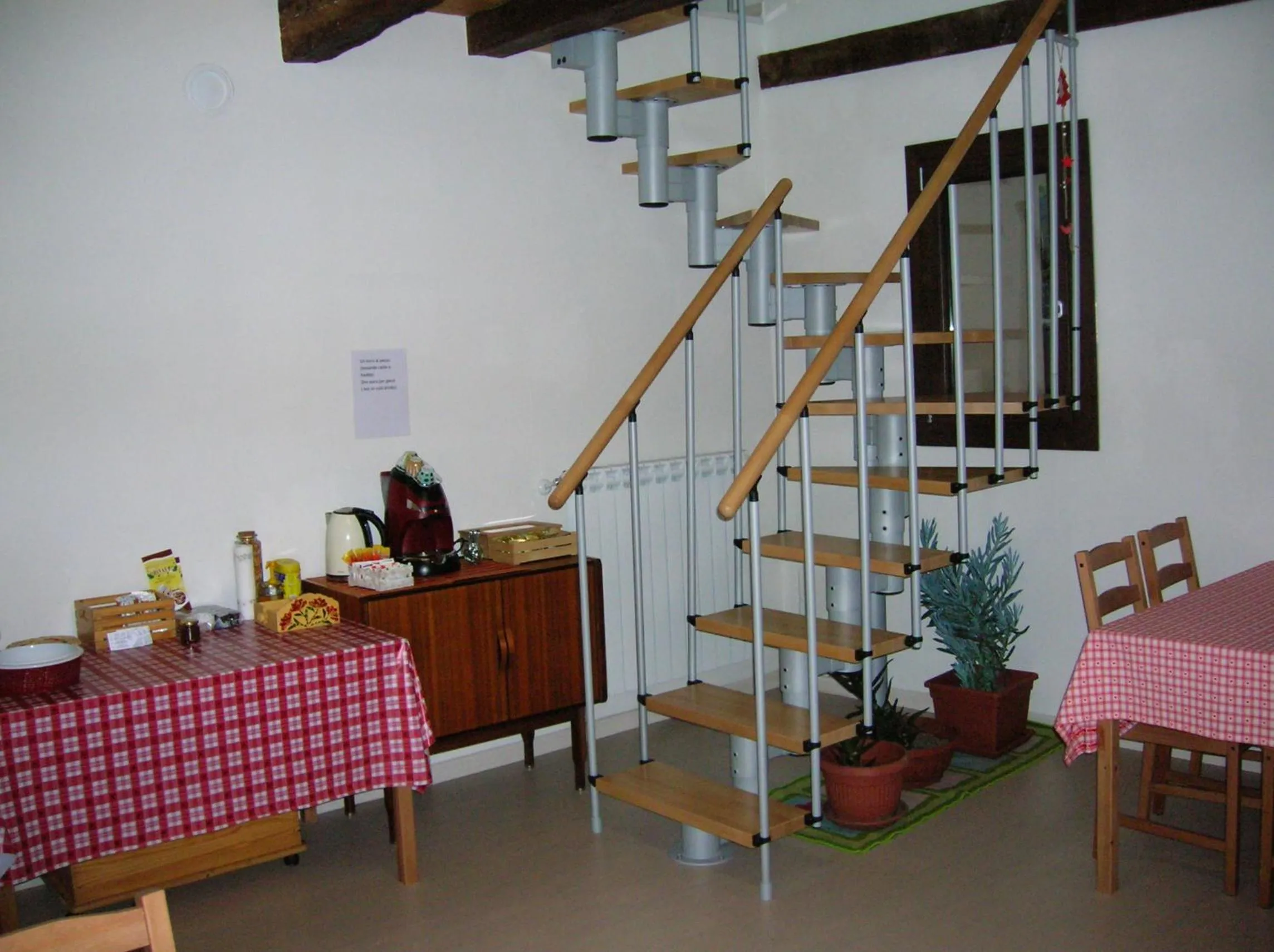 Area and facilities in Al Carotin