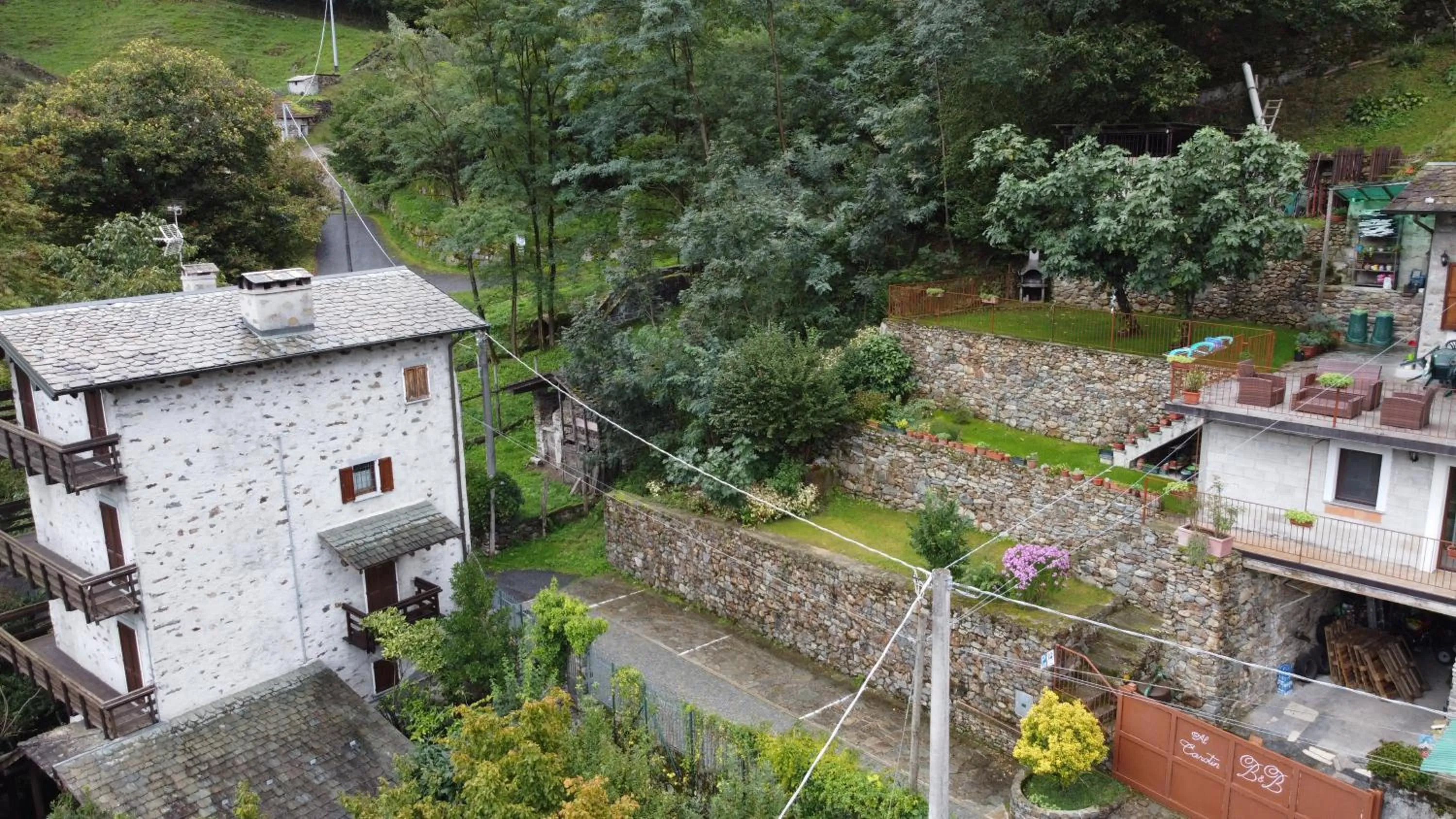 Neighbourhood in Al Carotin