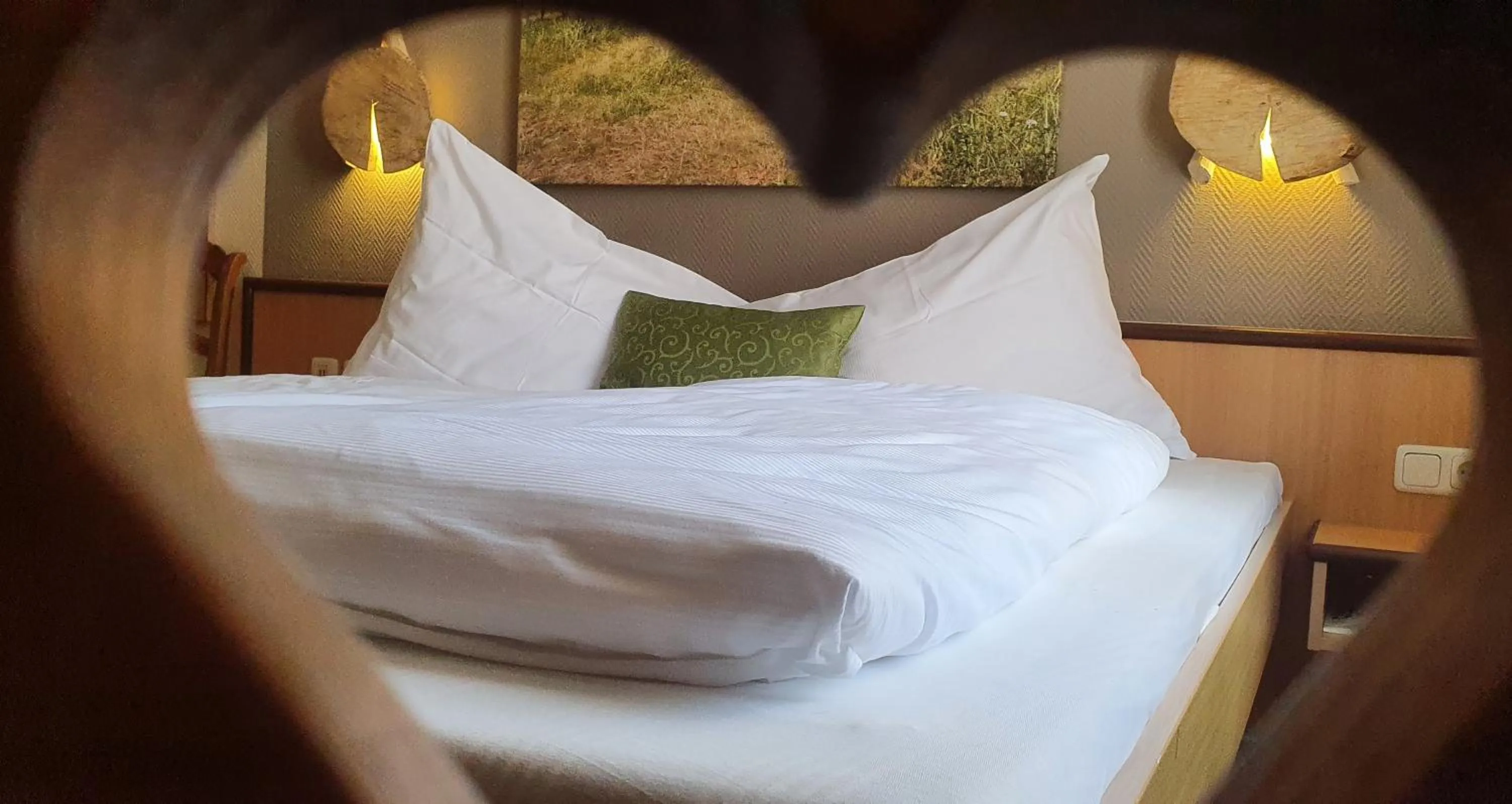 Bed in Gasthaus & Hotel Drei Lilien