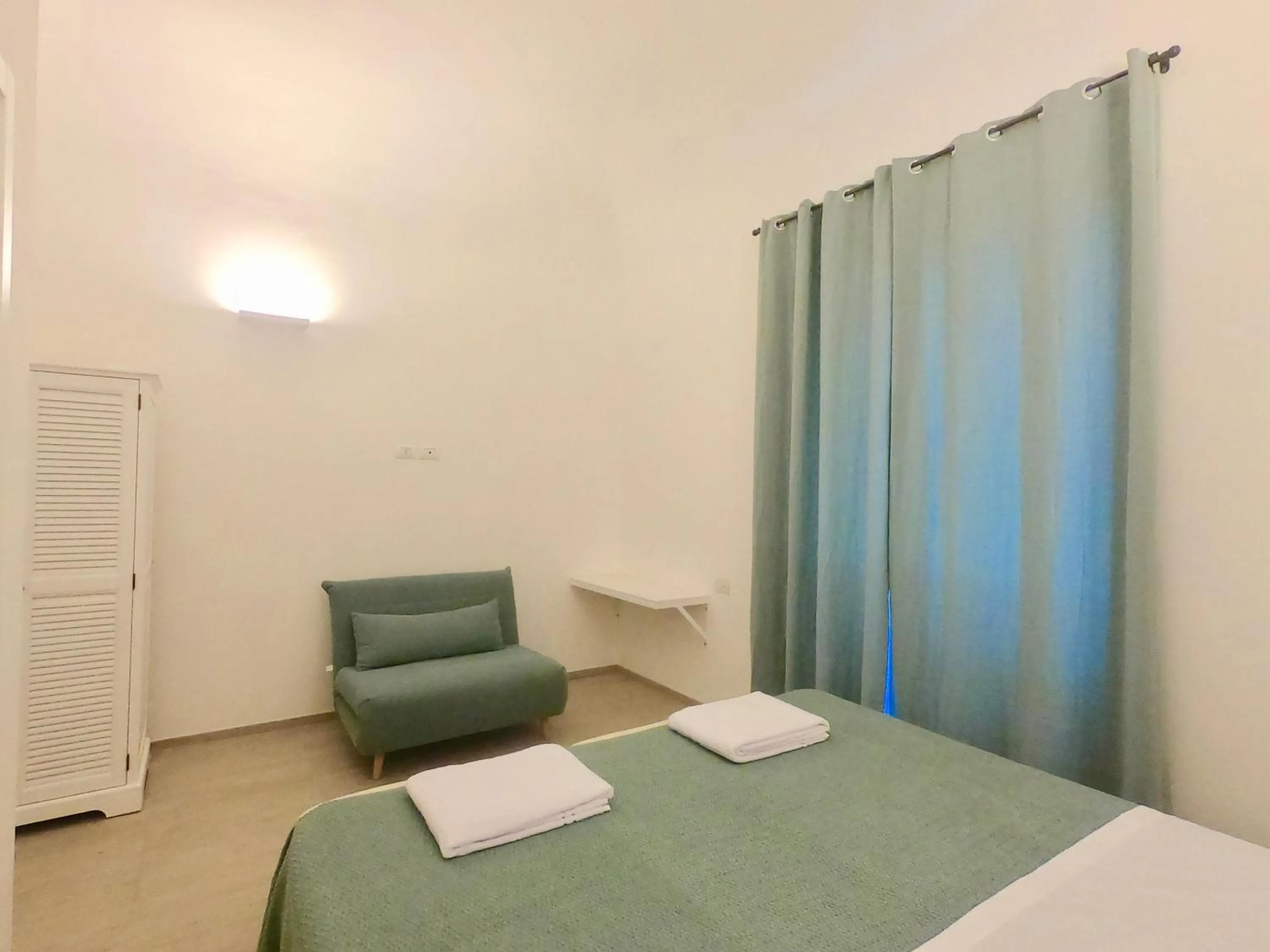 Bed in Central Savona