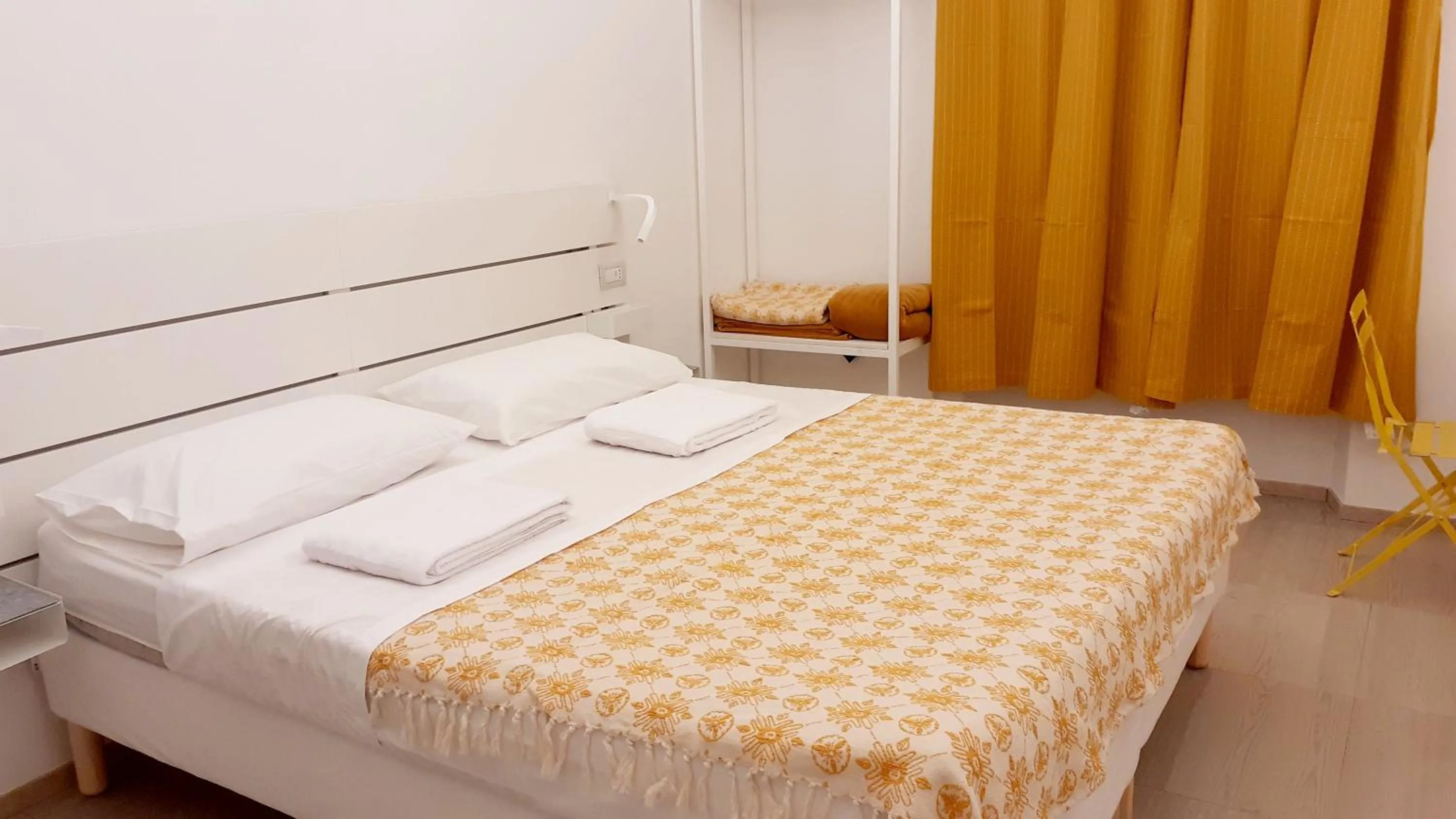 Bed in Central Savona