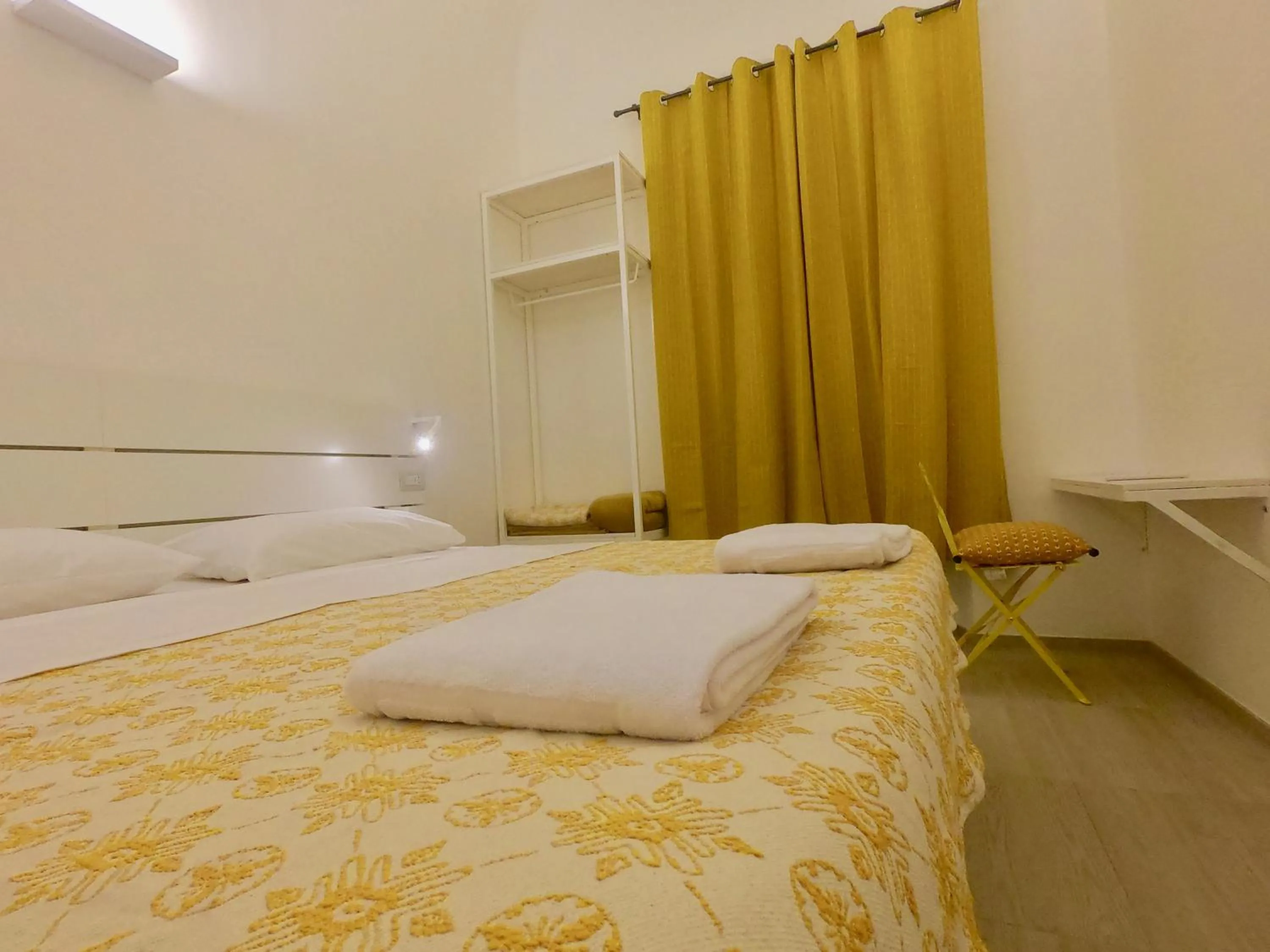 Bed in Central Savona