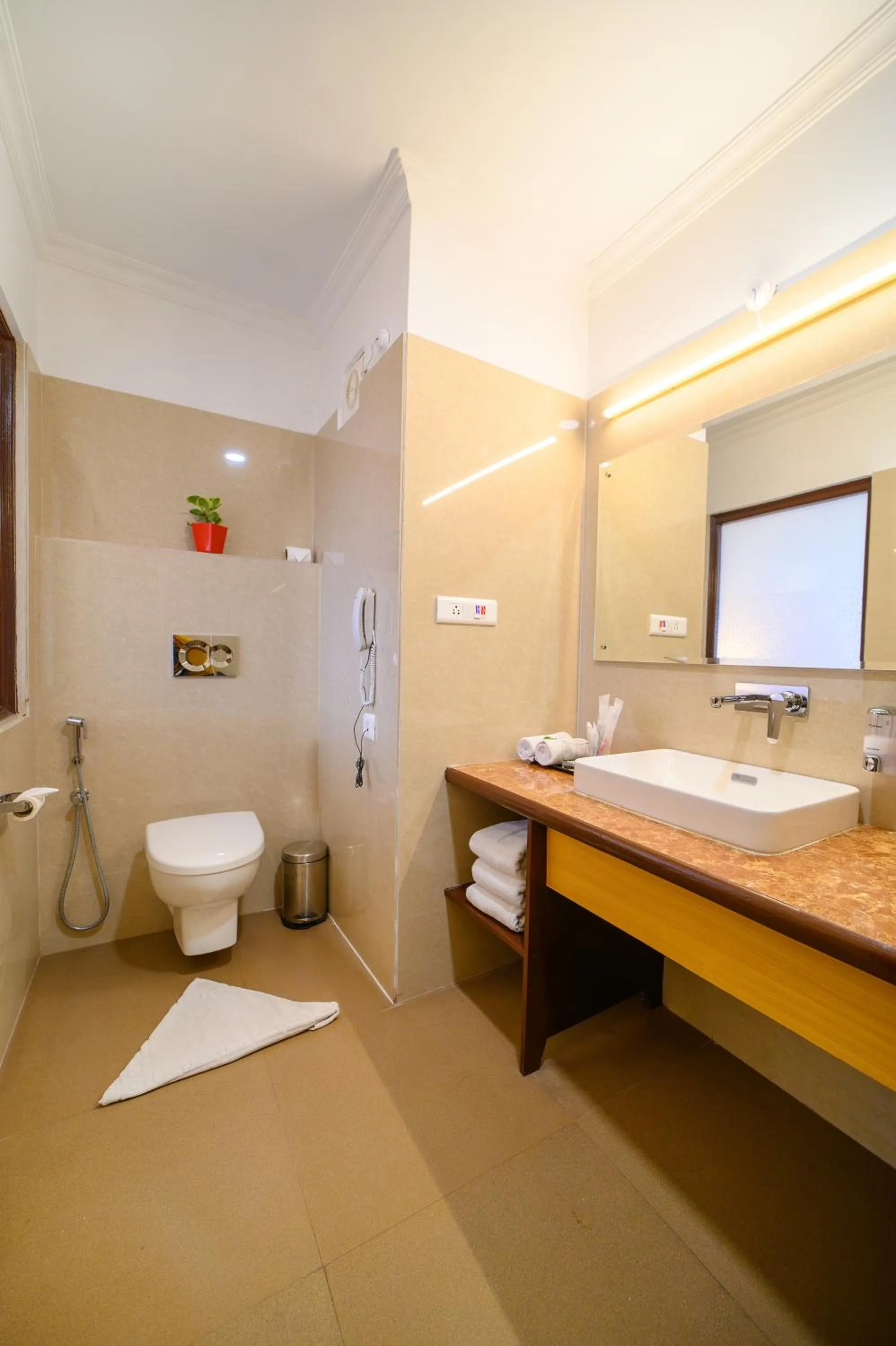 Toilet in Sinclairs Gangtok