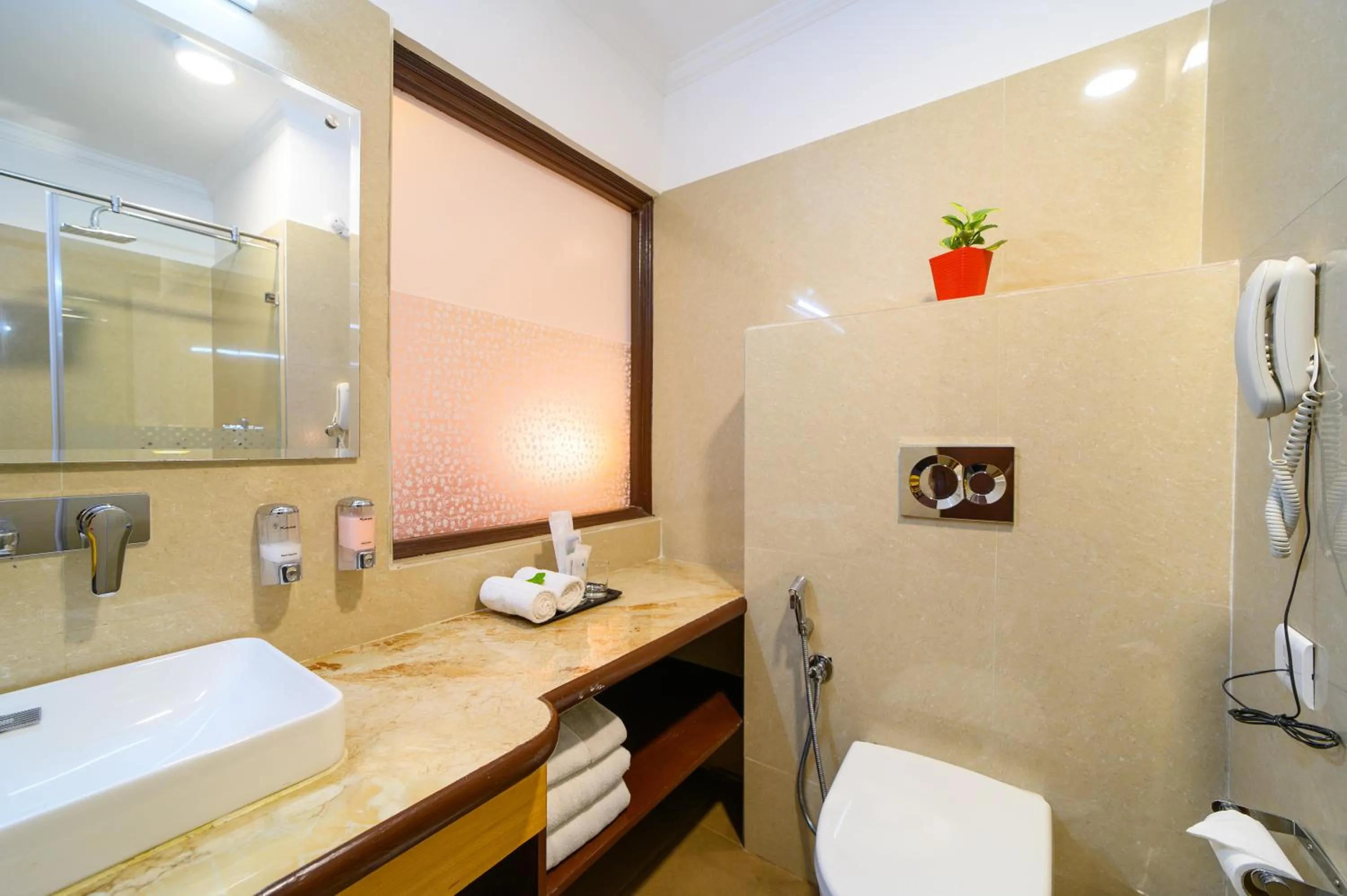 Toilet in Sinclairs Gangtok