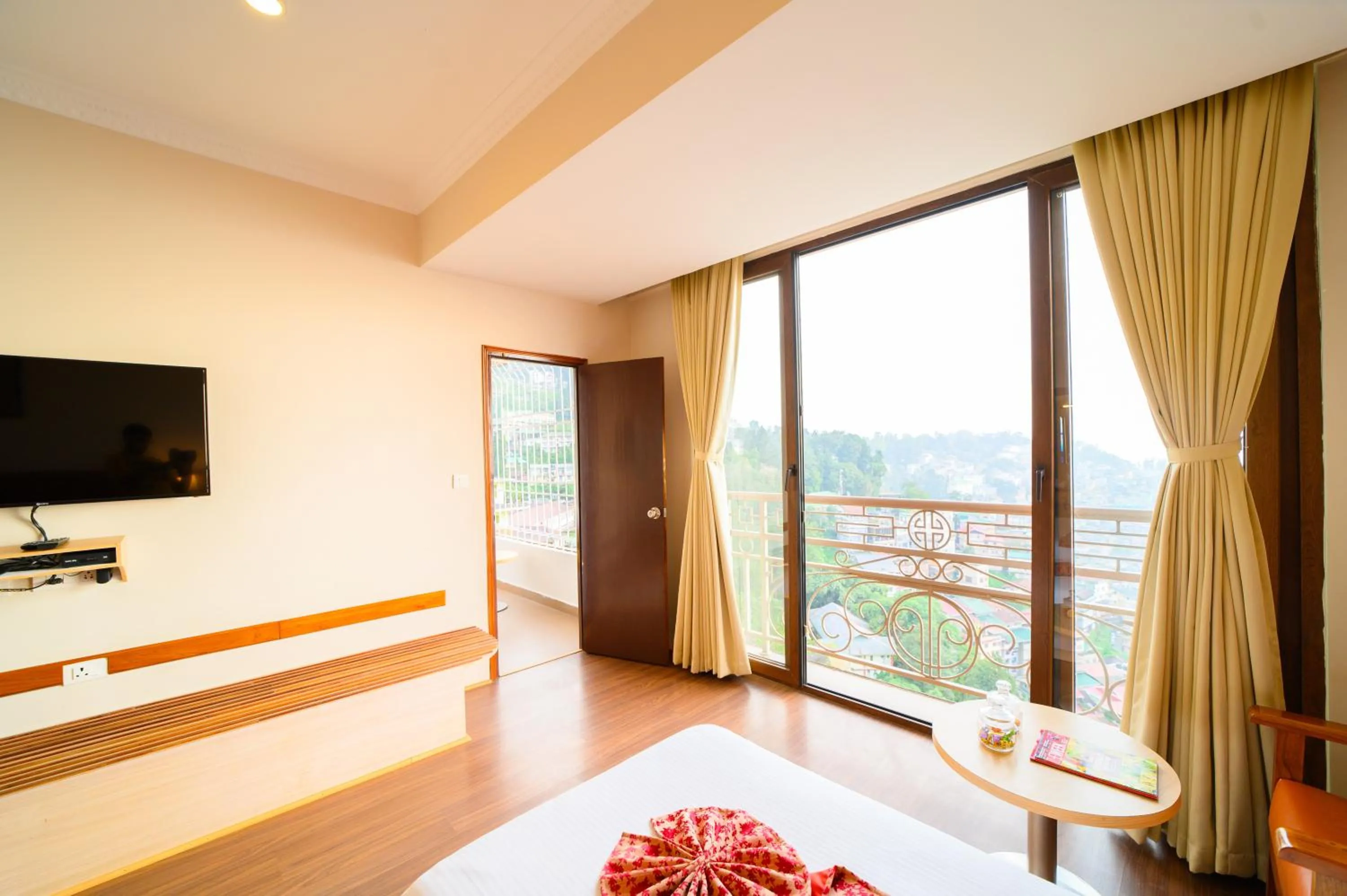 Bed in Sinclairs Gangtok