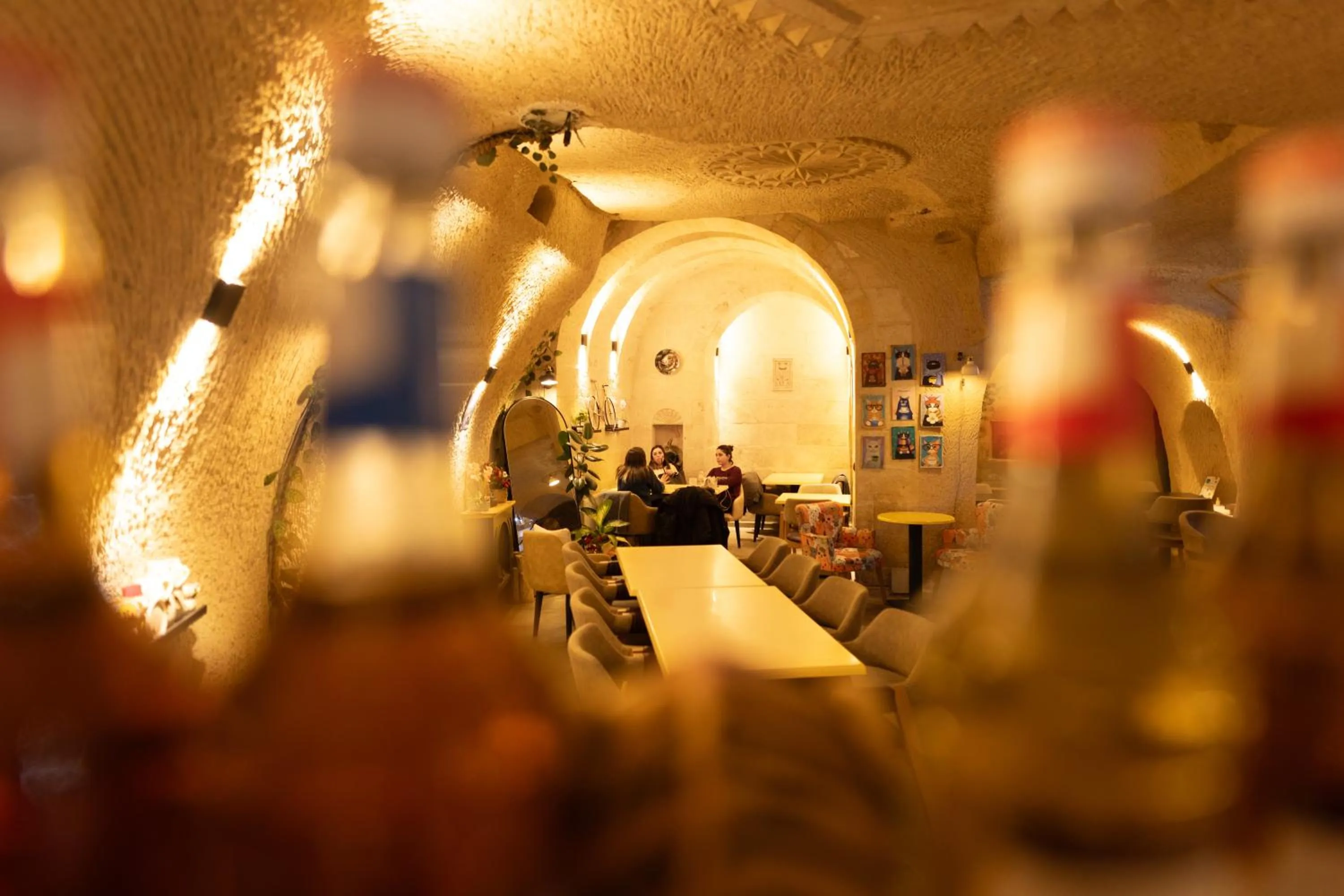 Seating area in Lemon Cave Suites